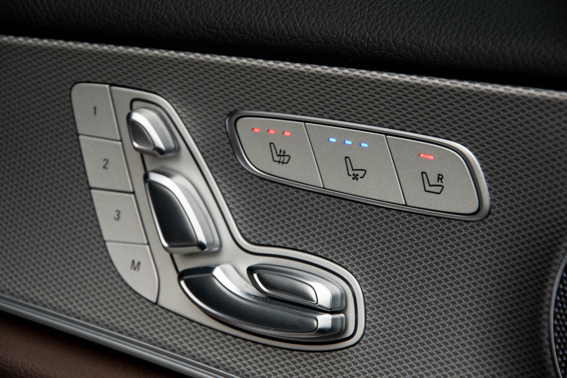 Mercedes-Benz E-Klasse Estate 350d Luchtvering/Panorama/Rij-assist/Keyless-Go/Wegkl-Trkhk Aut9 Foto 19