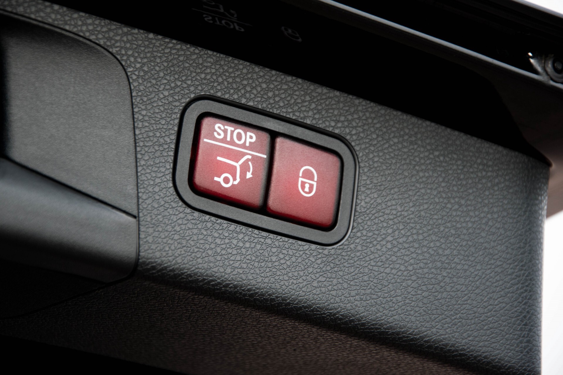 Mercedes-Benz E-Klasse Estate 350d Luchtvering/Panorama/Rij-assist/Keyless-Go/Wegkl-Trkhk Aut9 Foto 26