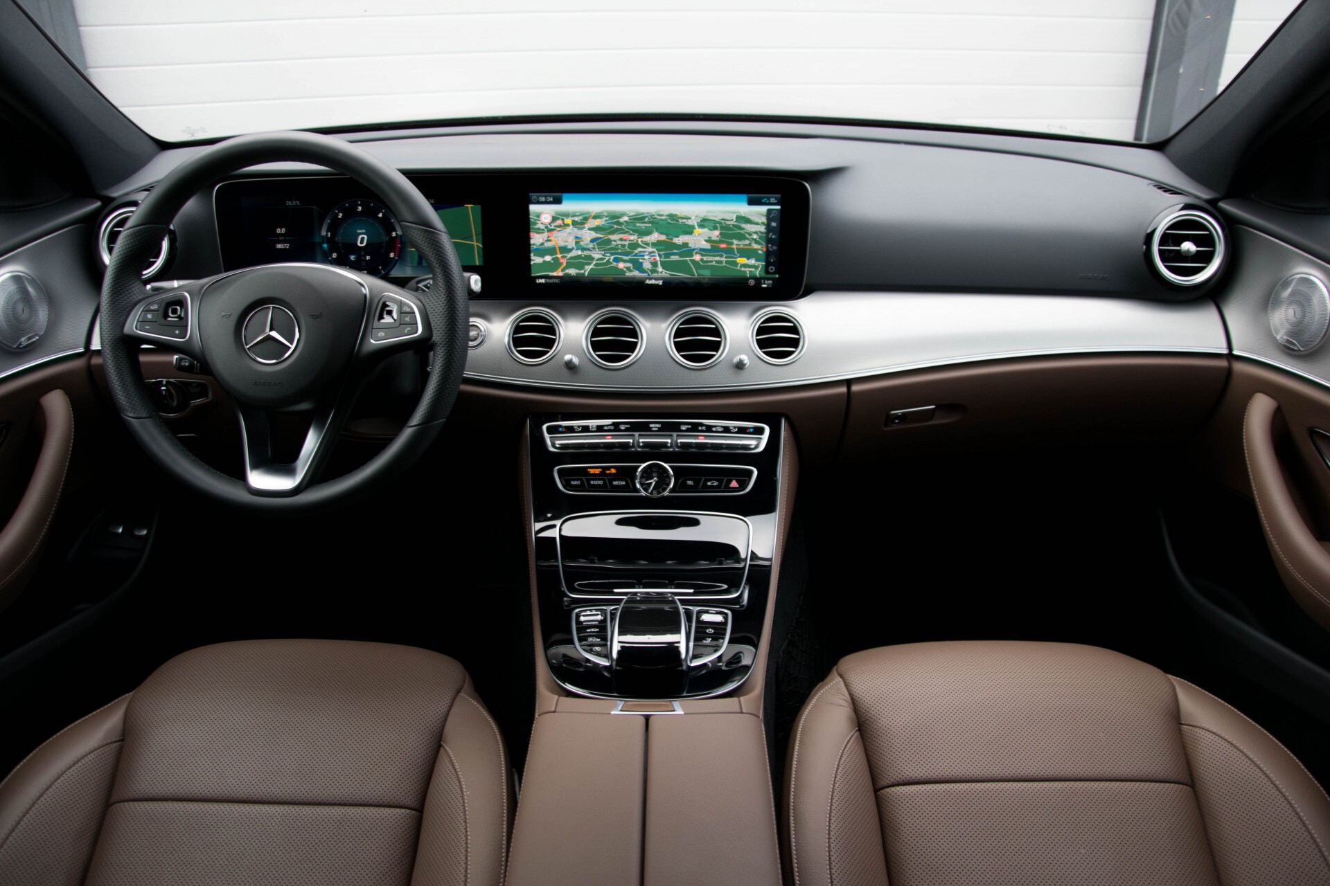 Mercedes-Benz E-Klasse Estate 350d Luchtvering/Panorama/Rij-assist/Keyless-Go/Wegkl-Trkhk Aut9 Foto 7