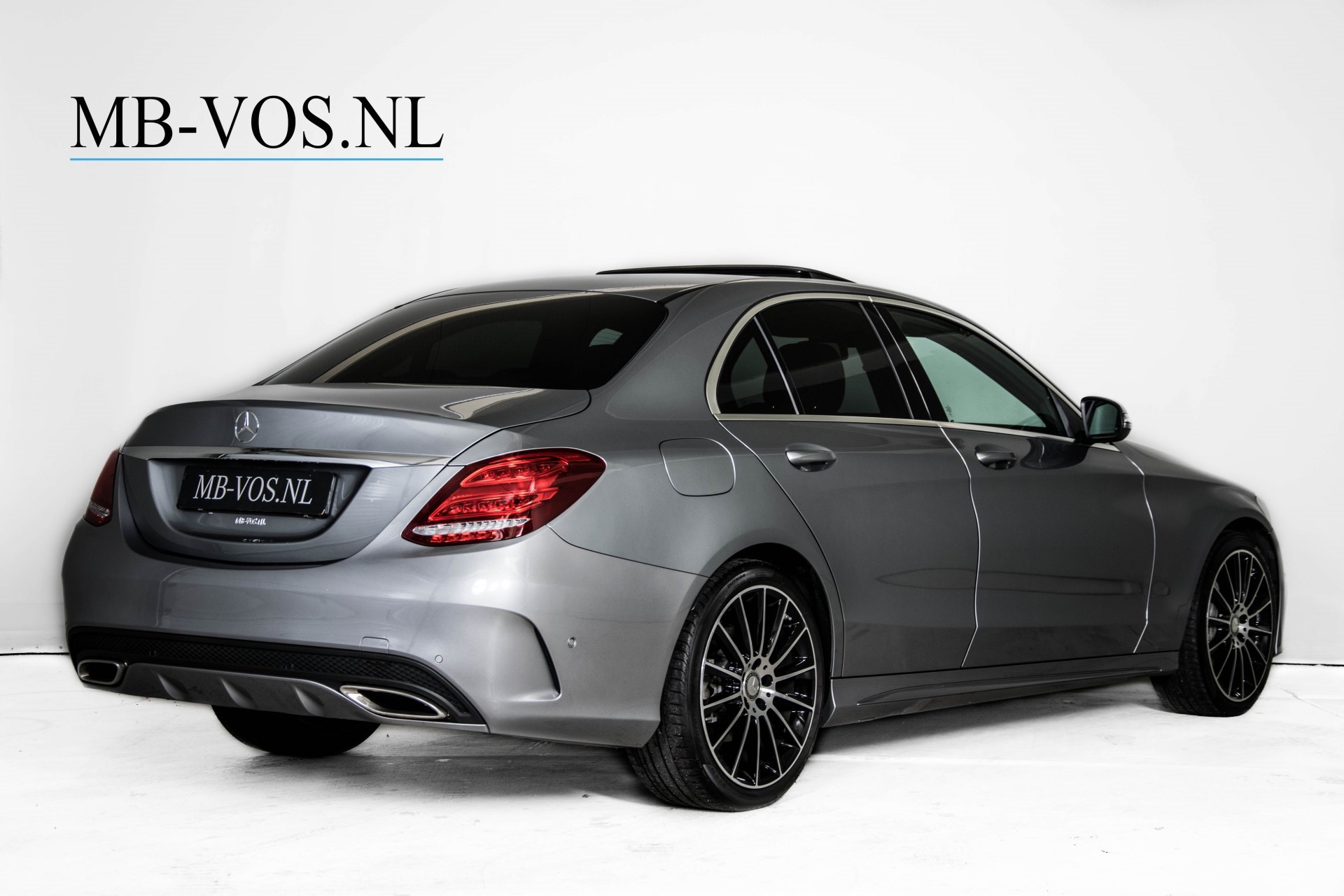 Mercedes-Benz C-Klasse 180 AMG Schuifdak/Leder/ILS/Spoorpakket/19" Aut7 Foto 2