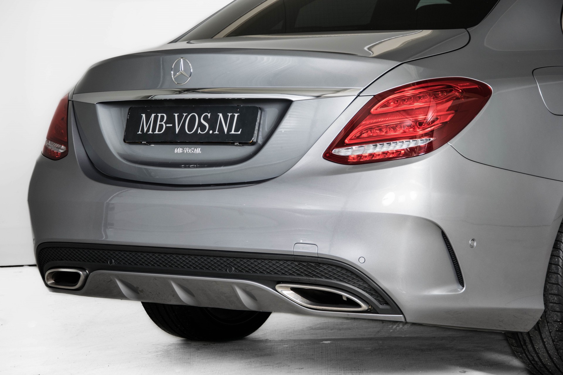 Mercedes-Benz C-Klasse 180 AMG Schuifdak/Leder/ILS/Spoorpakket/19" Aut7 Foto 24