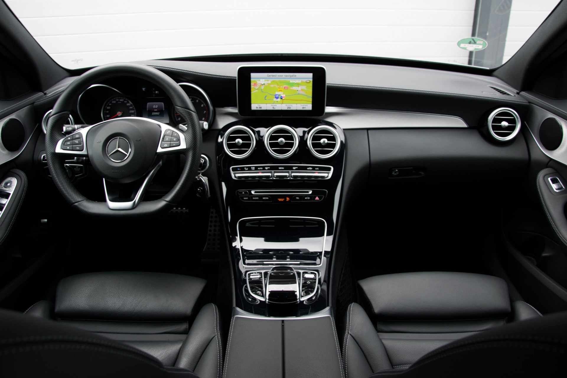 Mercedes-Benz C-Klasse 180 AMG Schuifdak/Leder/ILS/Spoorpakket/19" Aut7 Foto 7