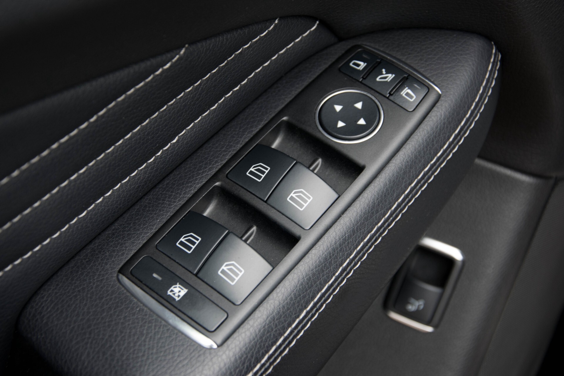 Mercedes-Benz M-Klasse 350 Bluetec 4-M AMG Luchtvering/Comand Aut7 Foto 19