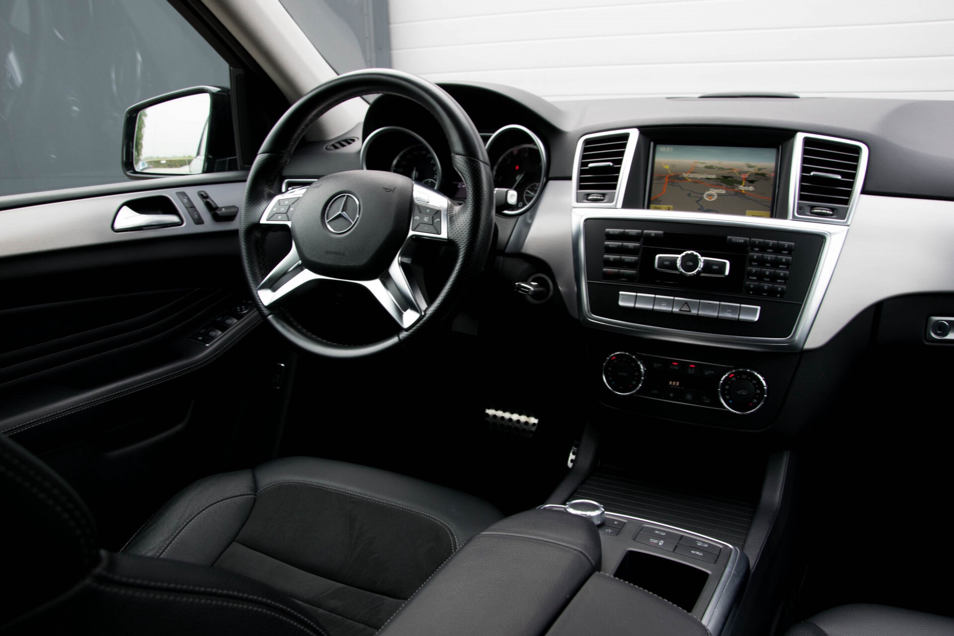 Mercedes-Benz M-Klasse 350 Bluetec 4-M AMG Luchtvering/Comand Aut7 Foto 7