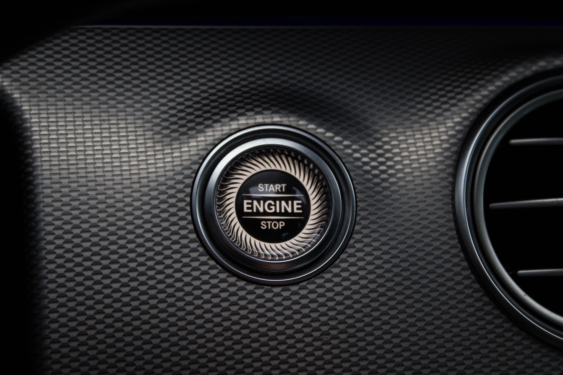 Mercedes-Benz E-Klasse 350d AMG Luchtvering/Pano/Distronic/Keyless/Burmester/Widescreen/Mem/HUD Aut9 Foto 12