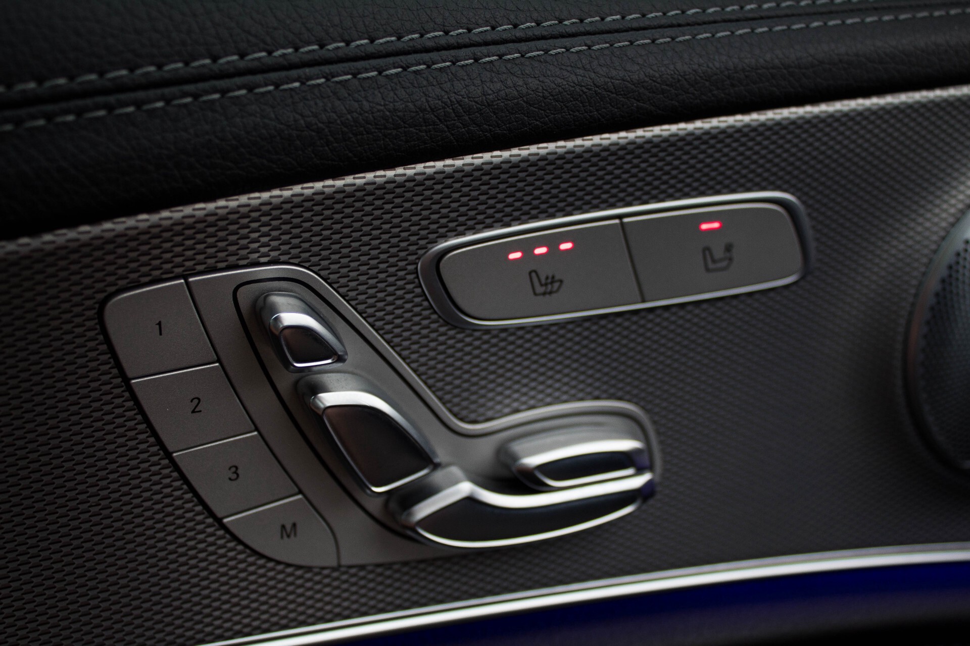 Mercedes-Benz E-Klasse 350d AMG Luchtvering/Pano/Distronic/Keyless/Burmester/Widescreen/Mem/HUD Aut9 Foto 14