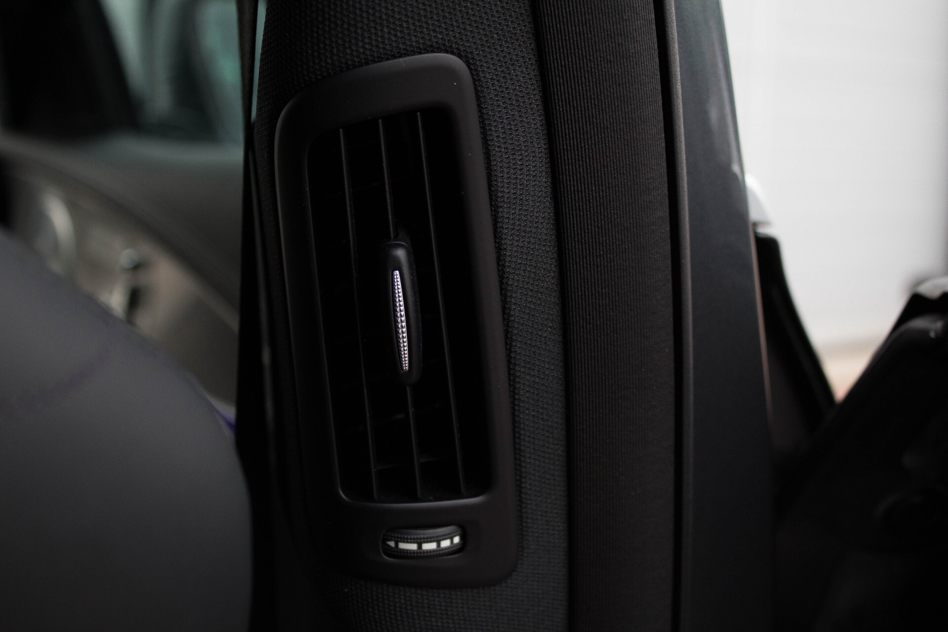 Mercedes-Benz E-Klasse 350d AMG Luchtvering/Pano/Distronic/Keyless/Burmester/Widescreen/Mem/HUD Aut9 Foto 35