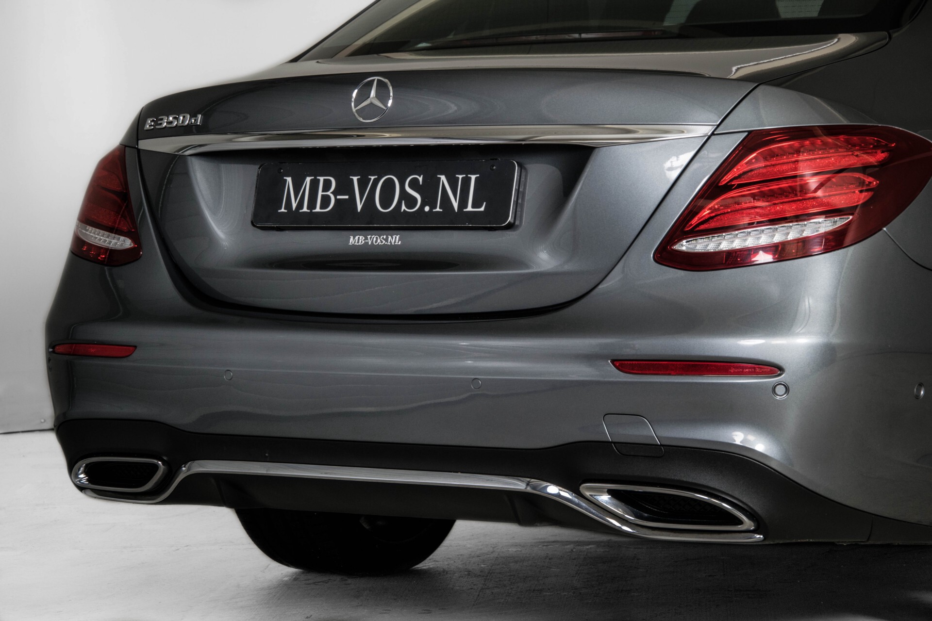 Mercedes-Benz E-Klasse 350d AMG Luchtvering/Pano/Distronic/Keyless/Burmester/Widescreen/Mem/HUD Aut9 Foto 40