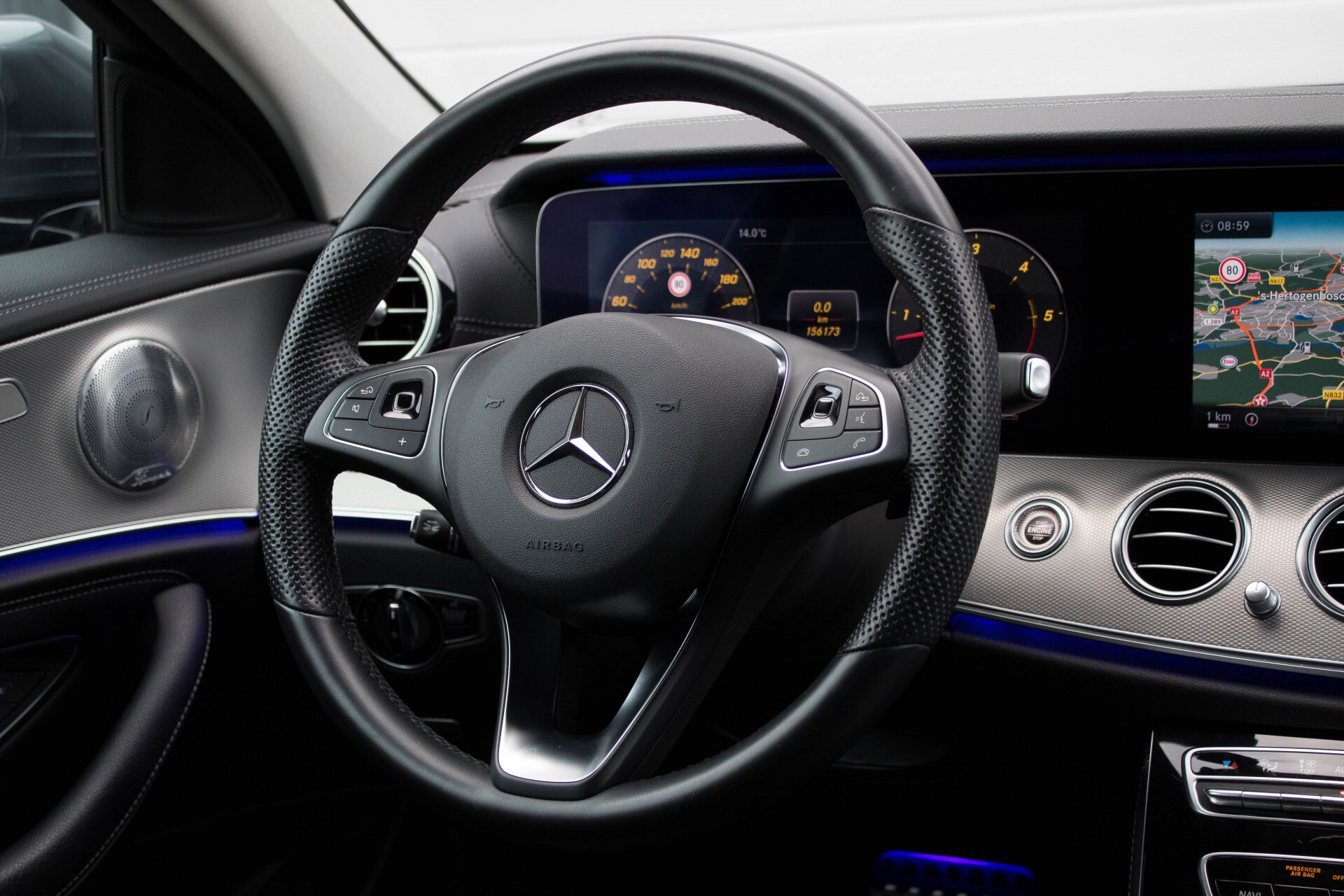 Mercedes-Benz E-Klasse 350d AMG Luchtvering/Pano/Distronic/Keyless/Burmester/Widescreen/Mem/HUD Aut9 Foto 8