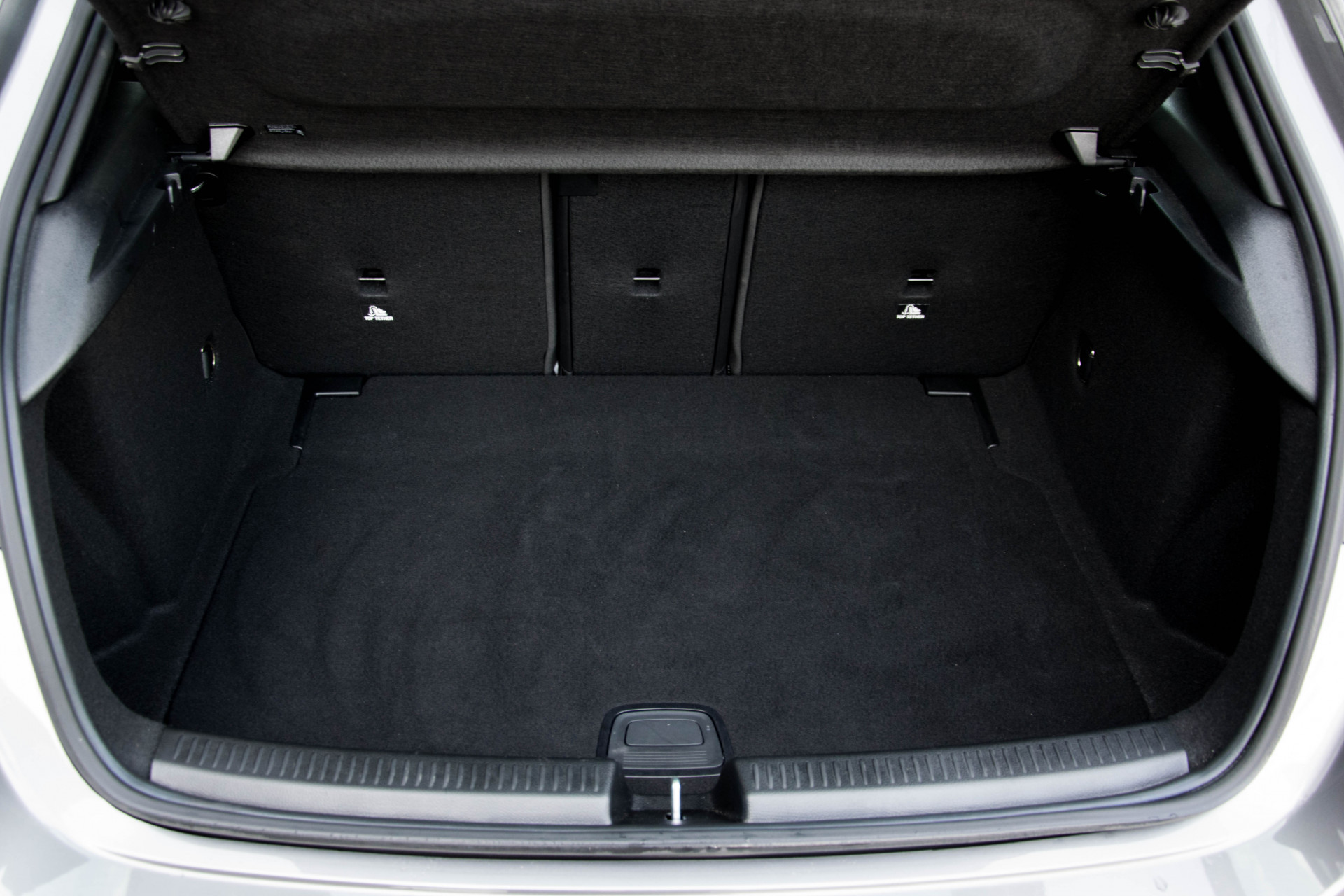 Mercedes-Benz A-Klasse 180 Progressive/Widescreen/MBUX/LED/Verw-Stln/Camera Aut7 Foto 25