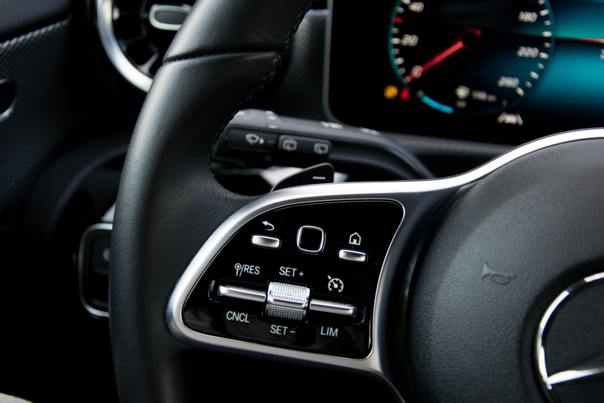 Mercedes-Benz A-Klasse 180 Progressive/Widescreen/MBUX/LED/Verw-Stln/Camera Aut7 Foto 9