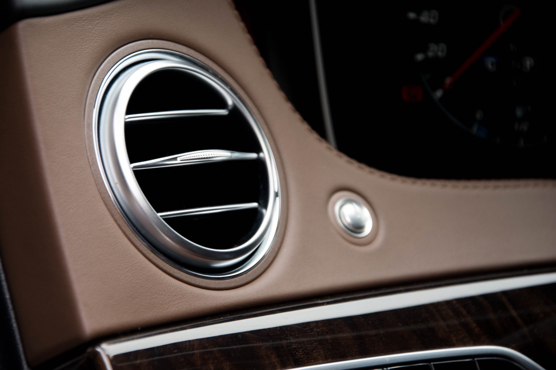 Mercedes-Benz S-Klasse 400d 4Matic Lang Premium Plus Foto 16