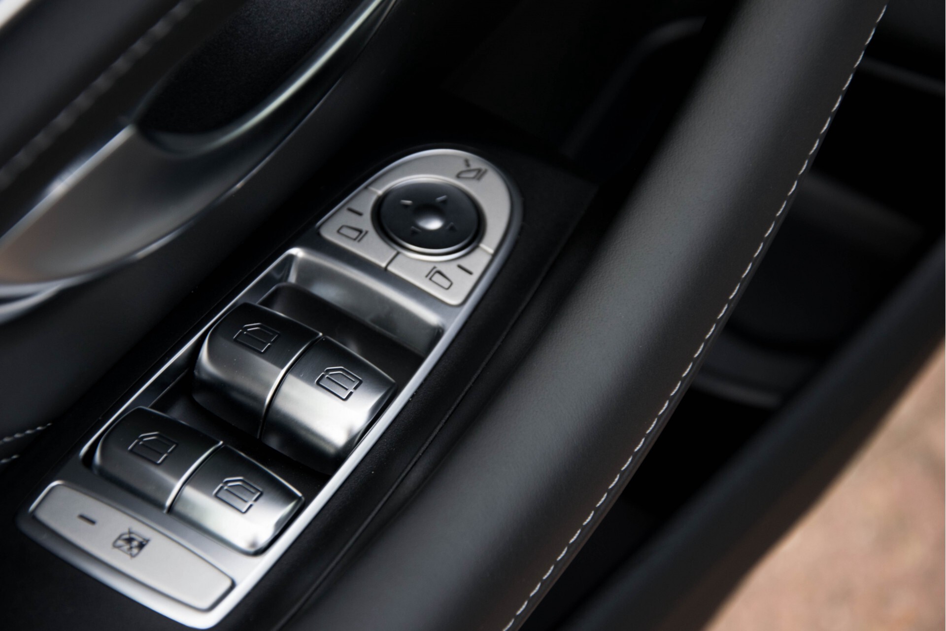 Mercedes-Benz E-Klasse 63 S AMG 4M+ Keramisch/Burmester3D/Carbon/Perf-stoelen/Pano/Night/Head-Up Aut9 Foto 16