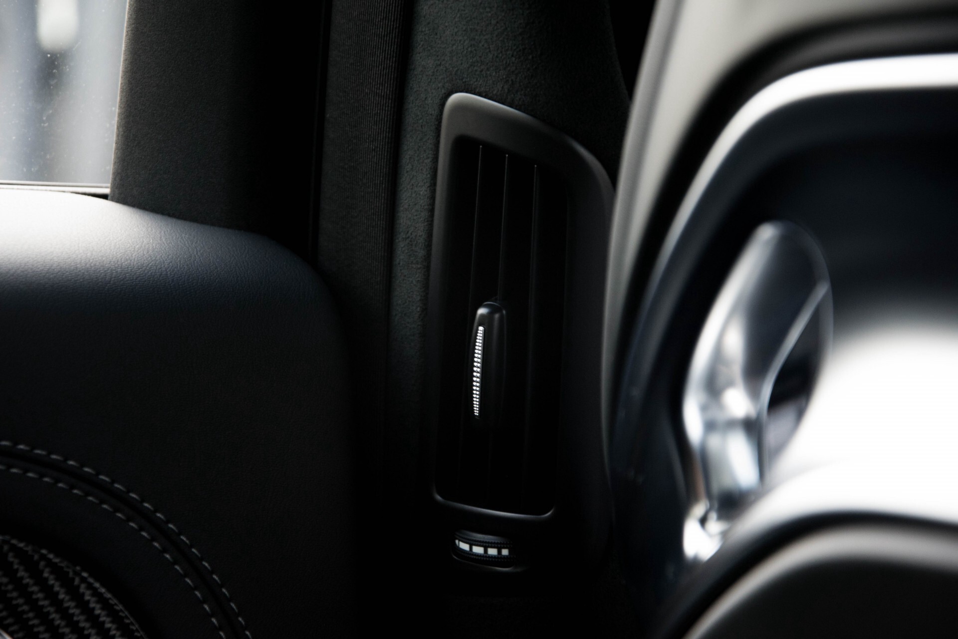 Mercedes-Benz E-Klasse 63 S AMG 4M+ Keramisch/Burmester3D/Carbon/Perf-stoelen/Pano/Night/Head-Up Aut9 Foto 36