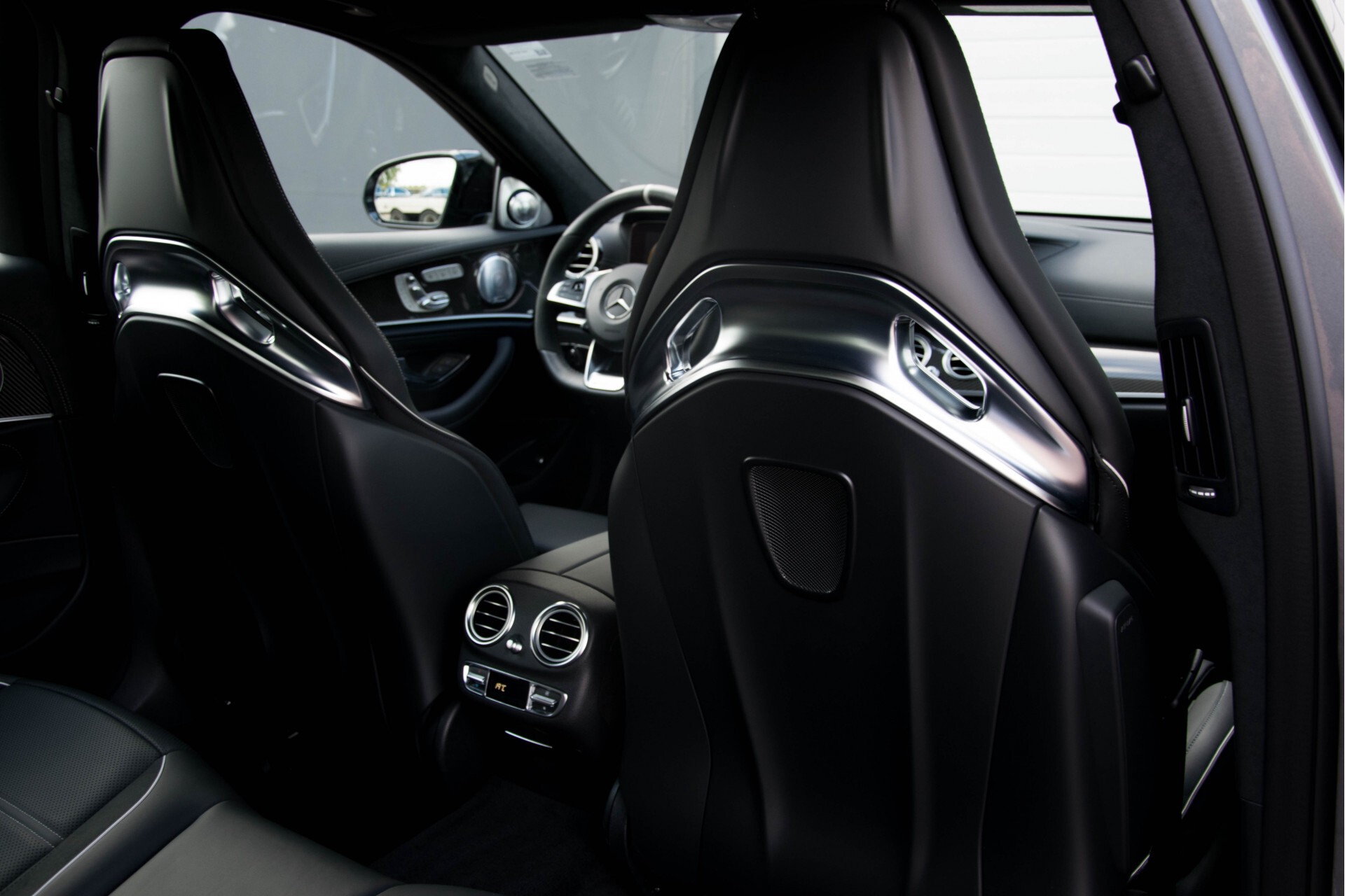 Mercedes-Benz E-Klasse 63 S AMG 4M+ Keramisch/Burmester3D/Carbon/Perf-stoelen/Pano/Night/Head-Up Aut9 Foto 44