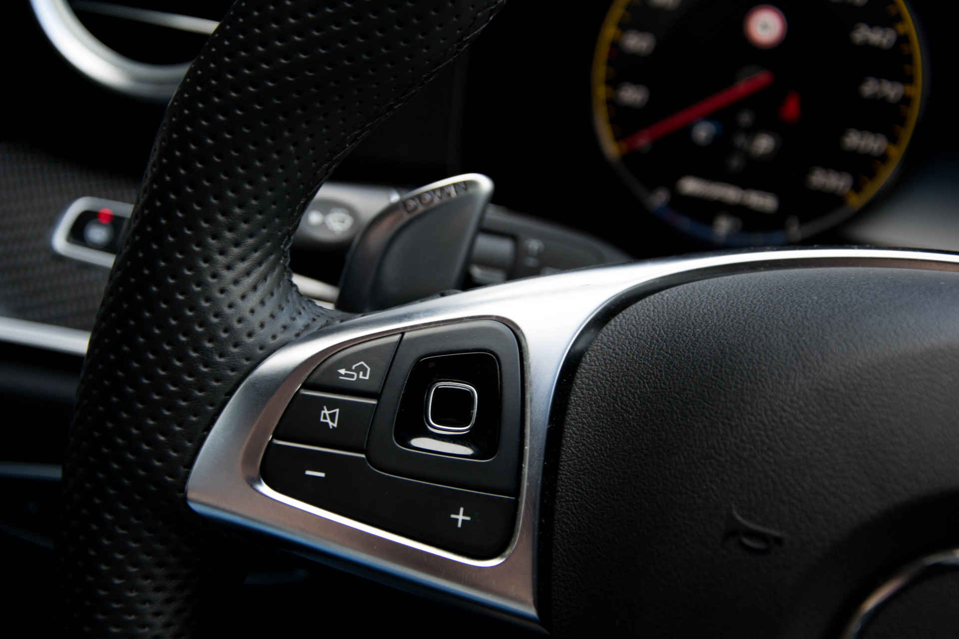 Mercedes-Benz E-Klasse Estate 63 S AMG 4M+ Keramisch/3xCarbon/Massage/Pano/Night/Head-Up/Keyless Aut9 Foto 10