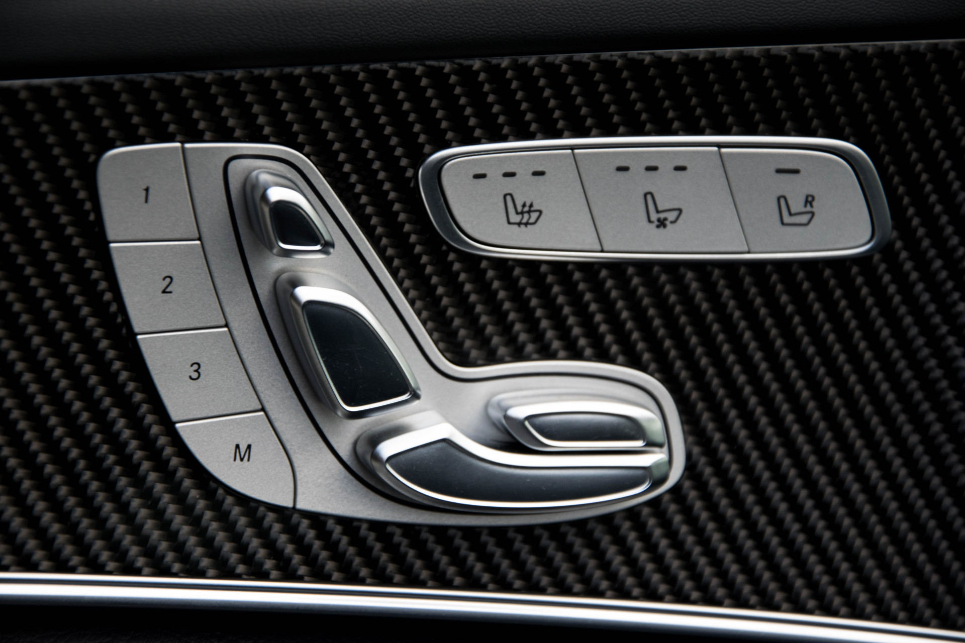 Mercedes-Benz E-Klasse Estate 63 S AMG 4M+ Keramisch/3xCarbon/Massage/Pano/Night/Head-Up/Keyless Aut9 Foto 16