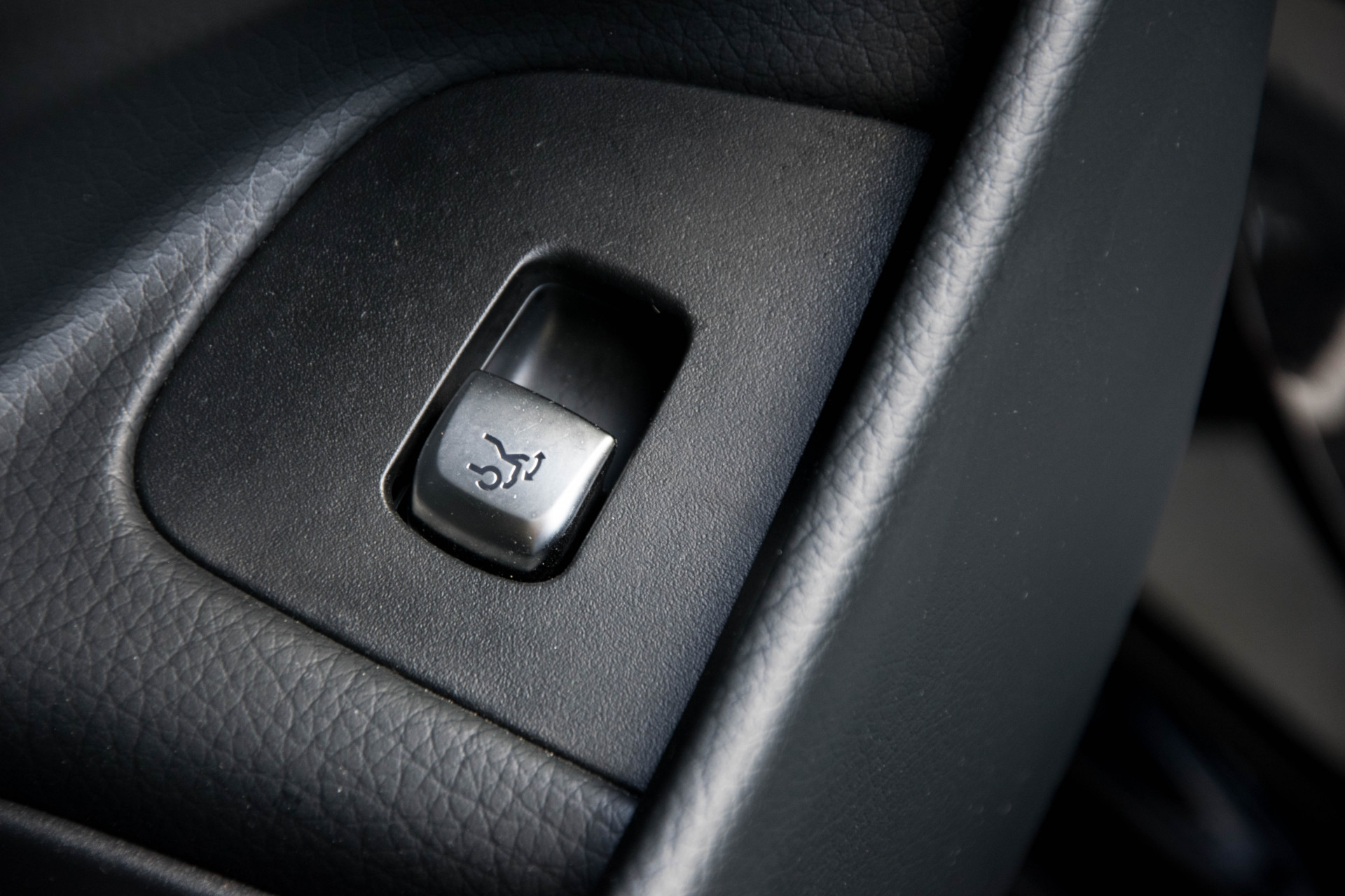 Mercedes-Benz E-Klasse Estate 63 S AMG 4M+ Keramisch/3xCarbon/Massage/Pano/Night/Head-Up/Keyless Aut9 Foto 19