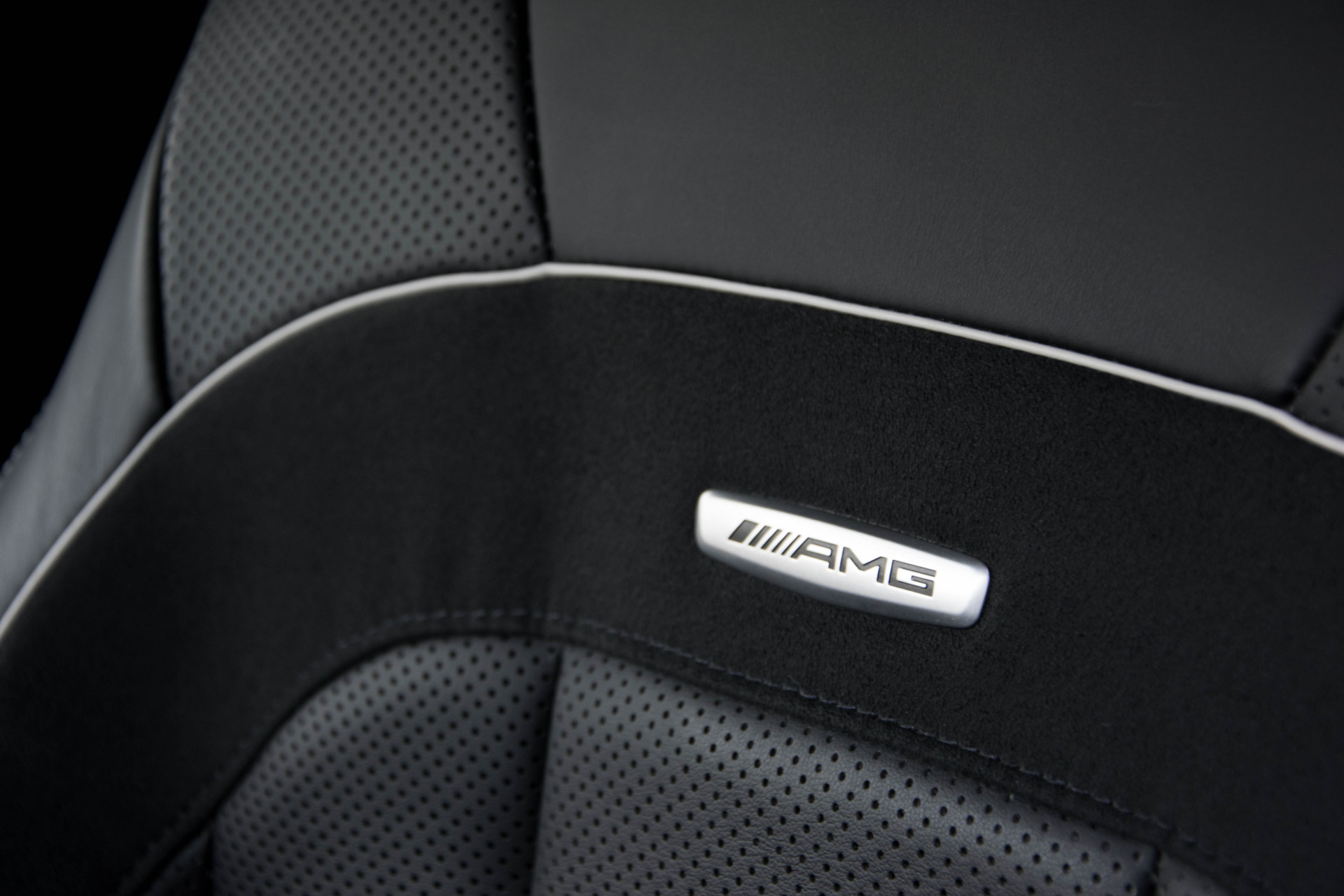 Mercedes-Benz E-Klasse Estate 63 S AMG 4M+ Keramisch/3xCarbon/Massage/Pano/Night/Head-Up/Keyless Aut9 Foto 29
