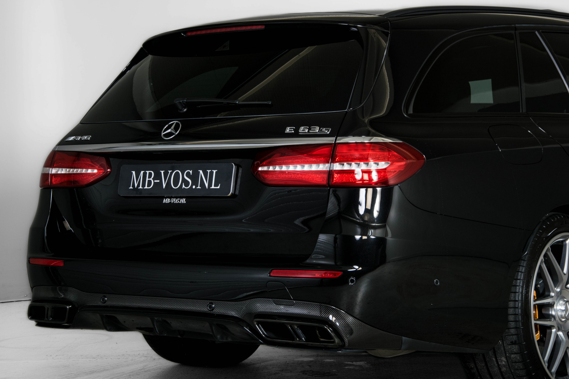 Mercedes-Benz E-Klasse Estate 63 S AMG 4M+ Keramisch/3xCarbon/Massage/Pano/Night/Head-Up/Keyless Aut9 Foto 34