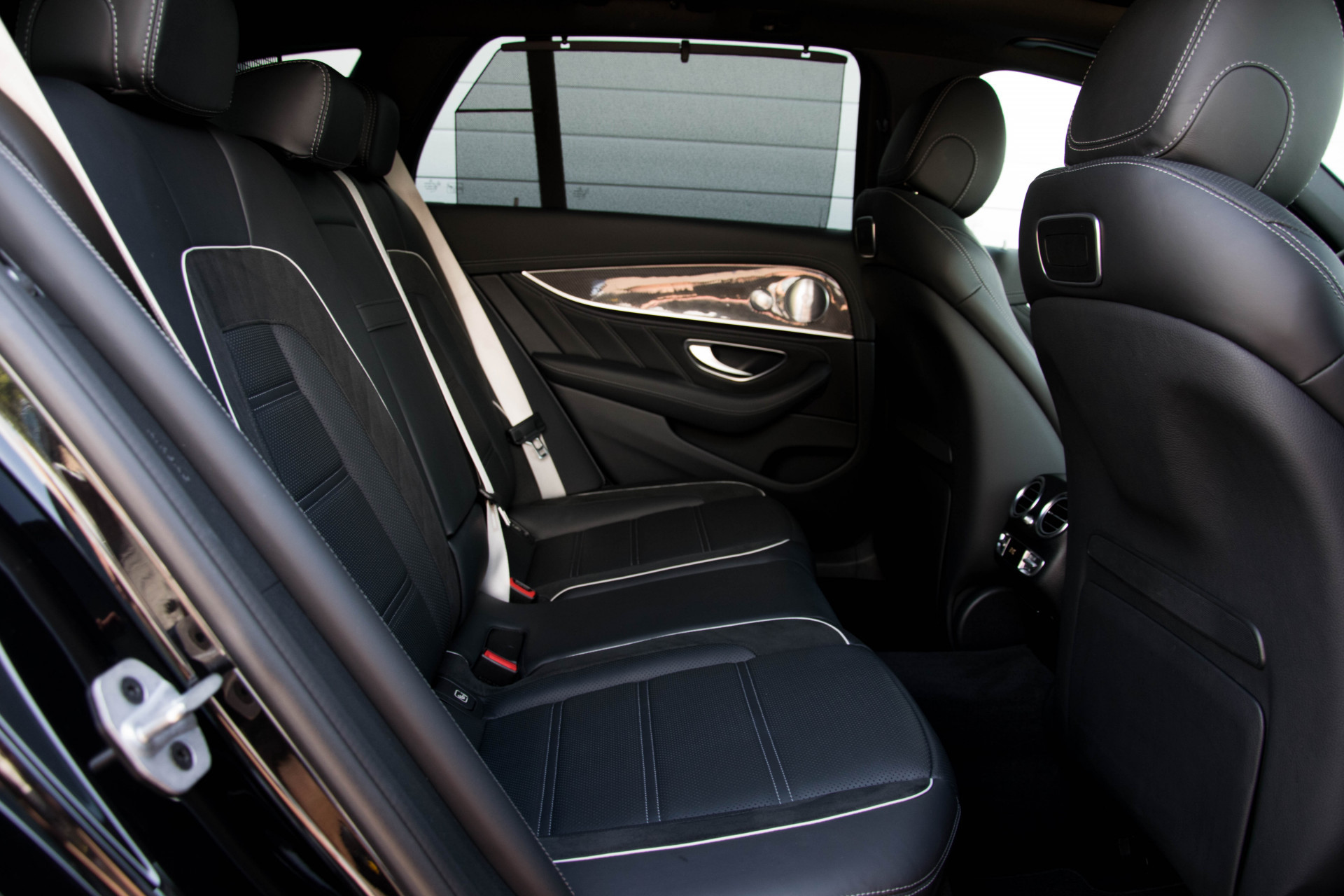 Mercedes-Benz E-Klasse Estate 63 S AMG 4M+ Keramisch/3xCarbon/Massage/Pano/Night/Head-Up/Keyless Aut9 Foto 4