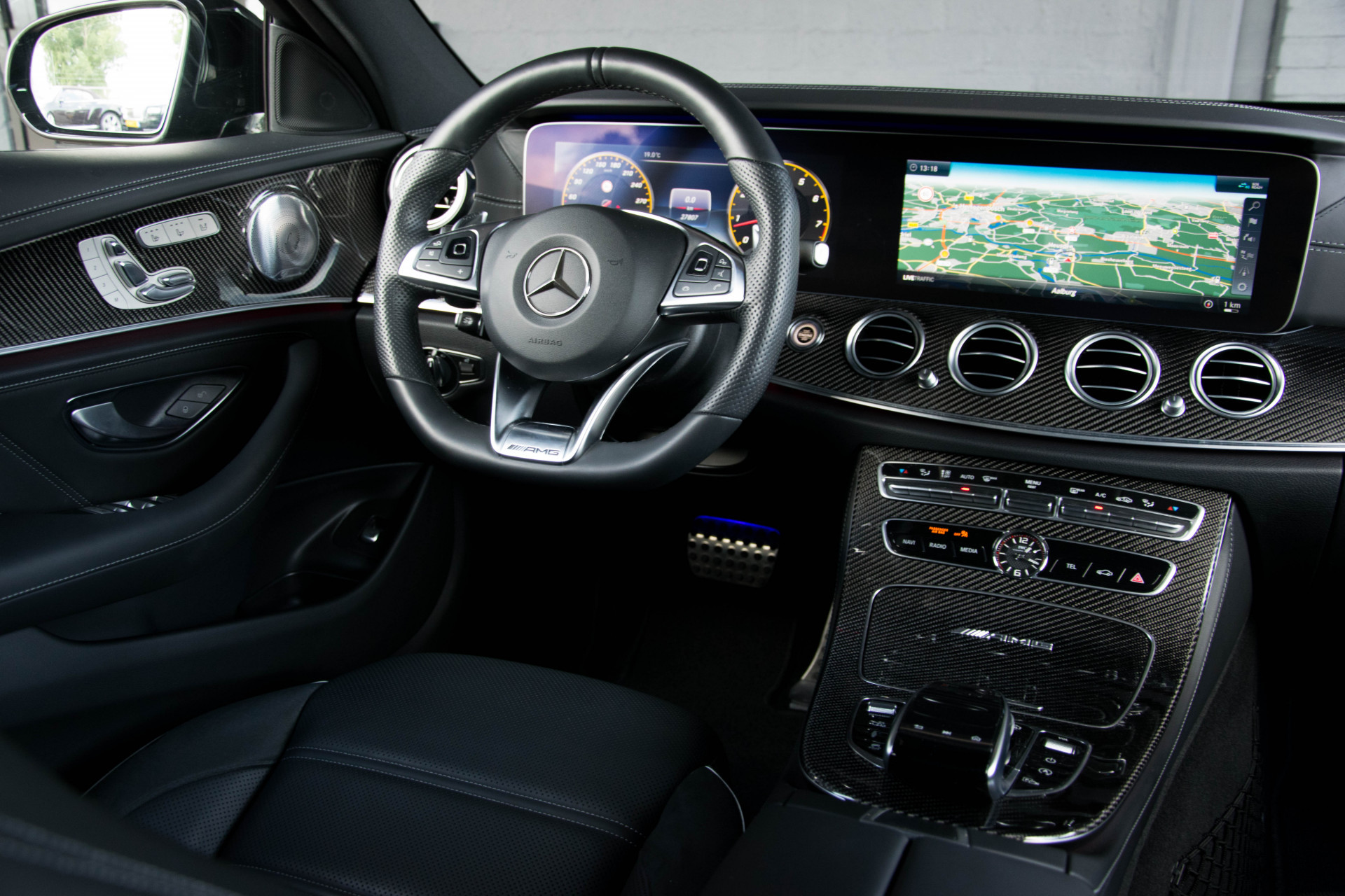 Mercedes-Benz E-Klasse Estate 63 S AMG 4M+ Keramisch/3xCarbon/Massage/Pano/Night/Head-Up/Keyless Aut9 Foto 7