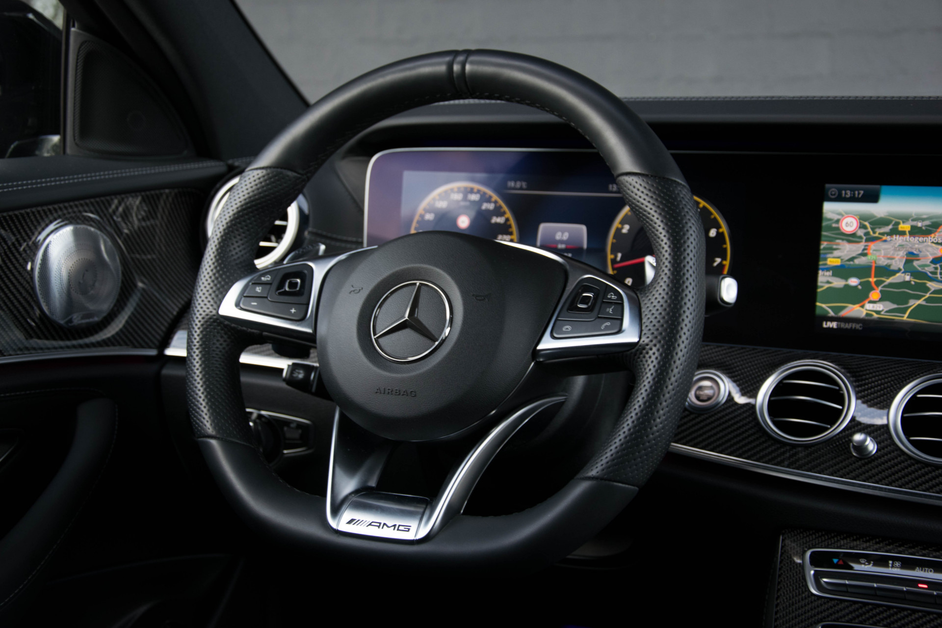Mercedes-Benz E-Klasse Estate 63 S AMG 4M+ Keramisch/3xCarbon/Massage/Pano/Night/Head-Up/Keyless Aut9 Foto 9