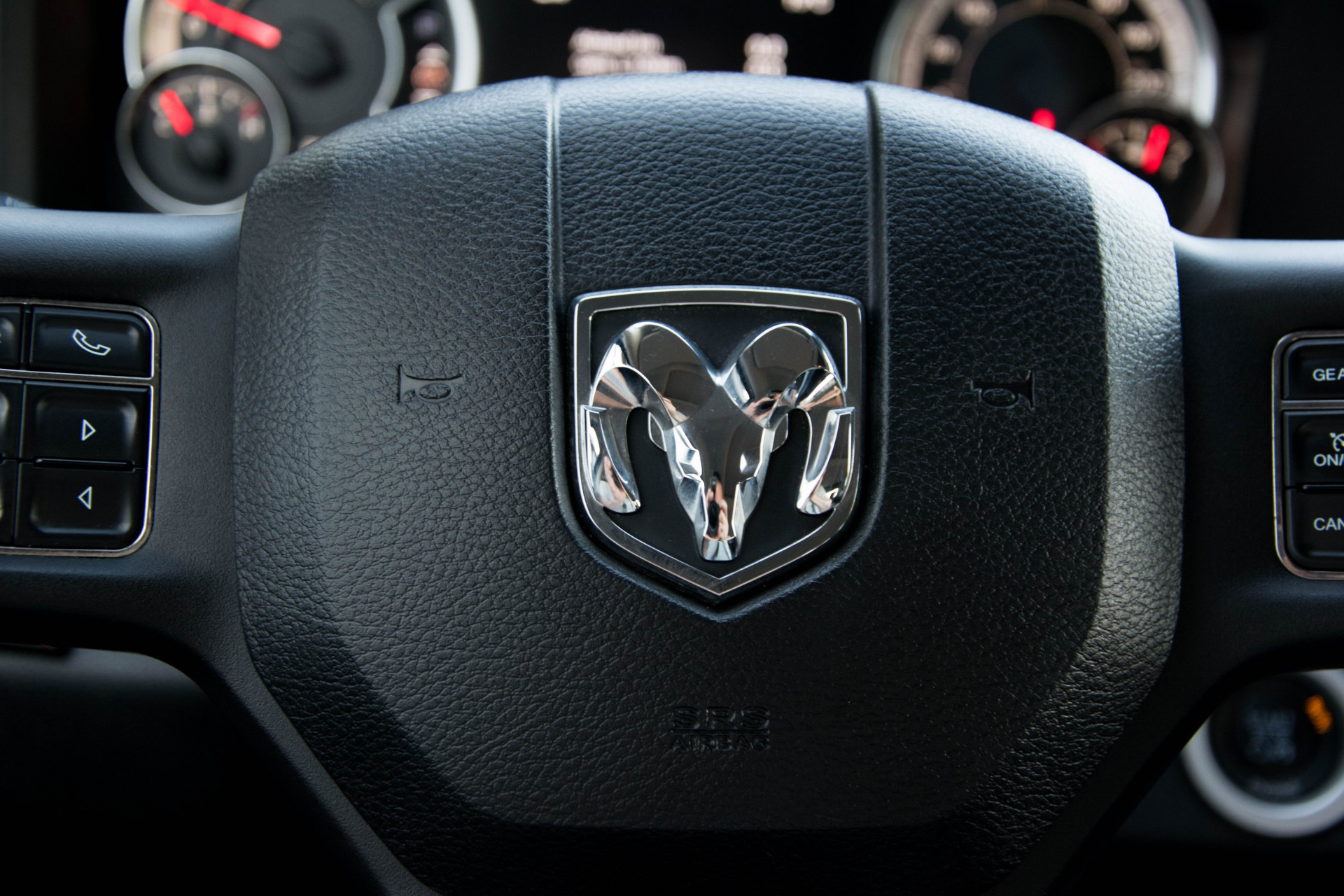 Dodge Ram 1500 5.7 V8 4x4 Quad Cab 6'4 Schuifdak/AlphineSound/Navi/Camera Aut8 Foto 25