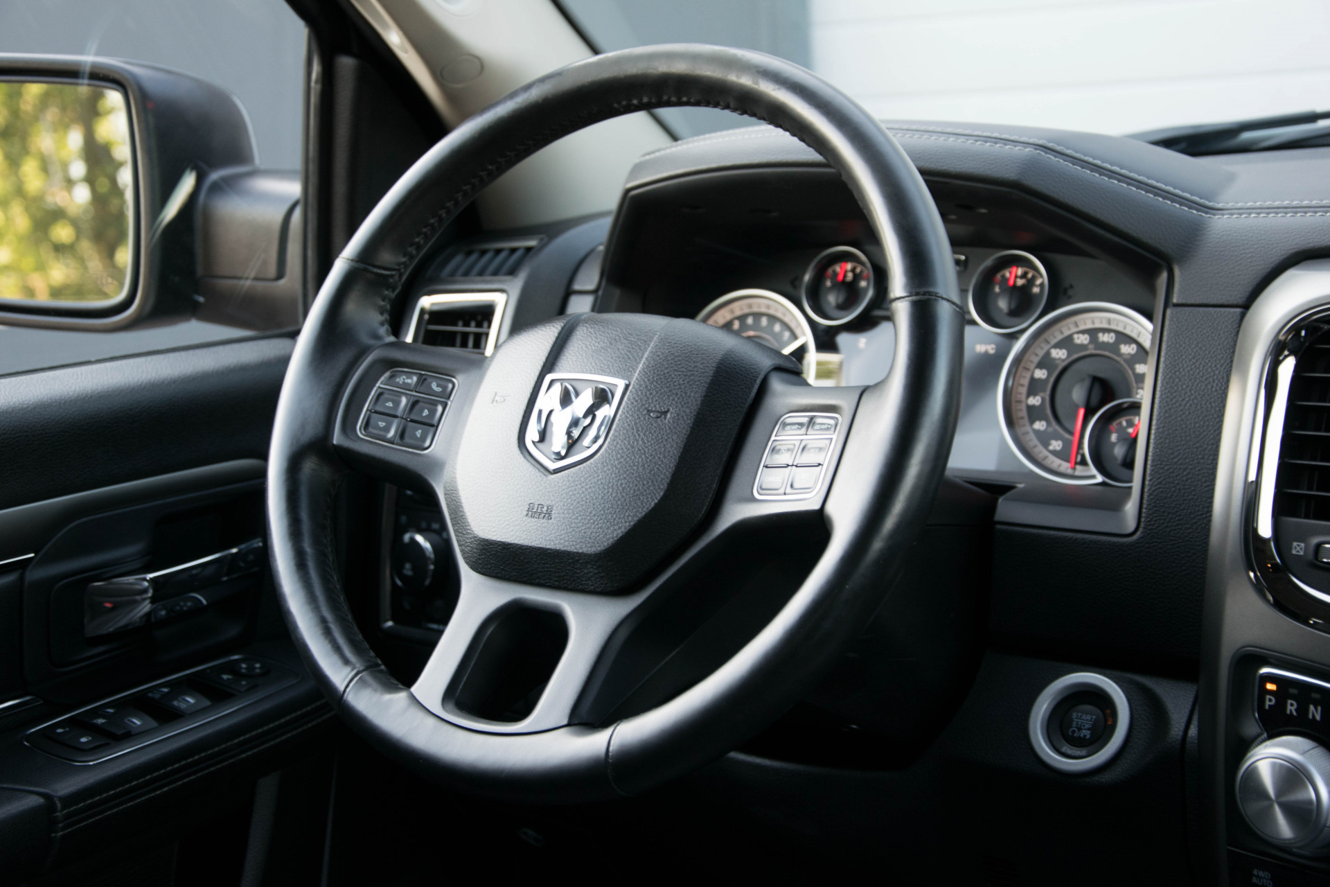 Dodge Ram 1500 5.7 V8 4x4 Quad Cab 6'4 Schuifdak/AlphineSound/Navi/Camera Aut8 Foto 7