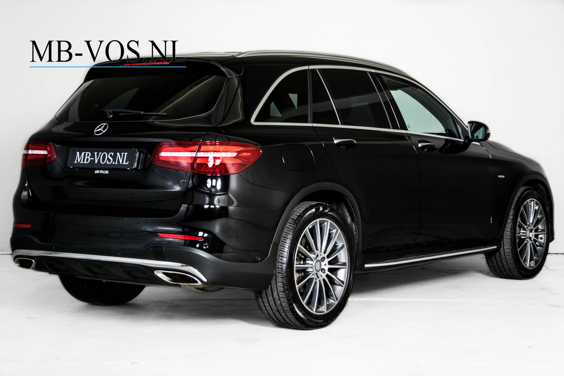 Mercedes-Benz GLC-Klasse 250 4-M Edition 1 Distronic/Keyless Aut9 Foto 2