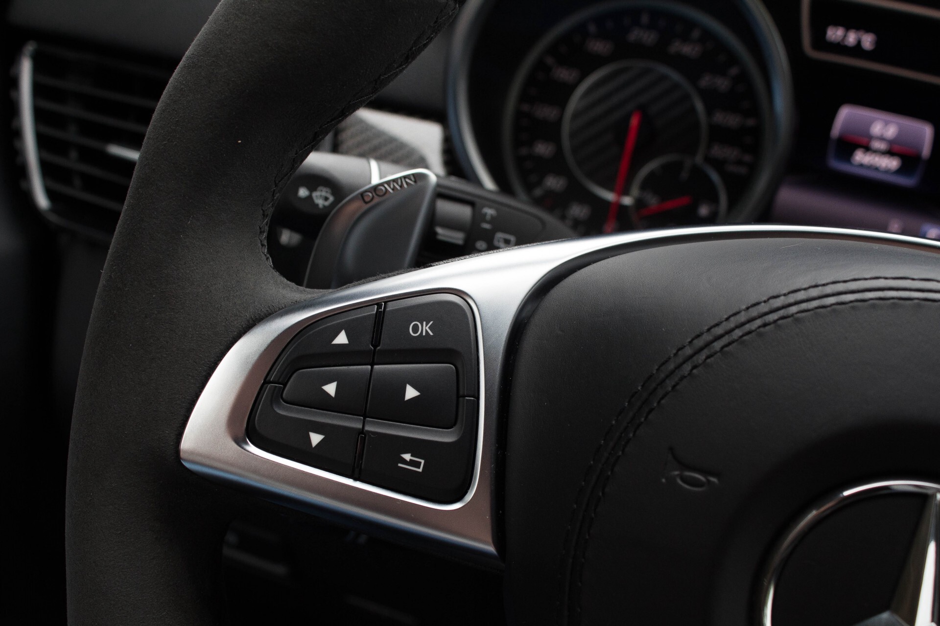 Mercedes-Benz GLS-Klasse 63 AMG 4-M Designo/Carbon/Driverspackage/Massage/Keyless/Distronic/DAB Aut7 Foto 12