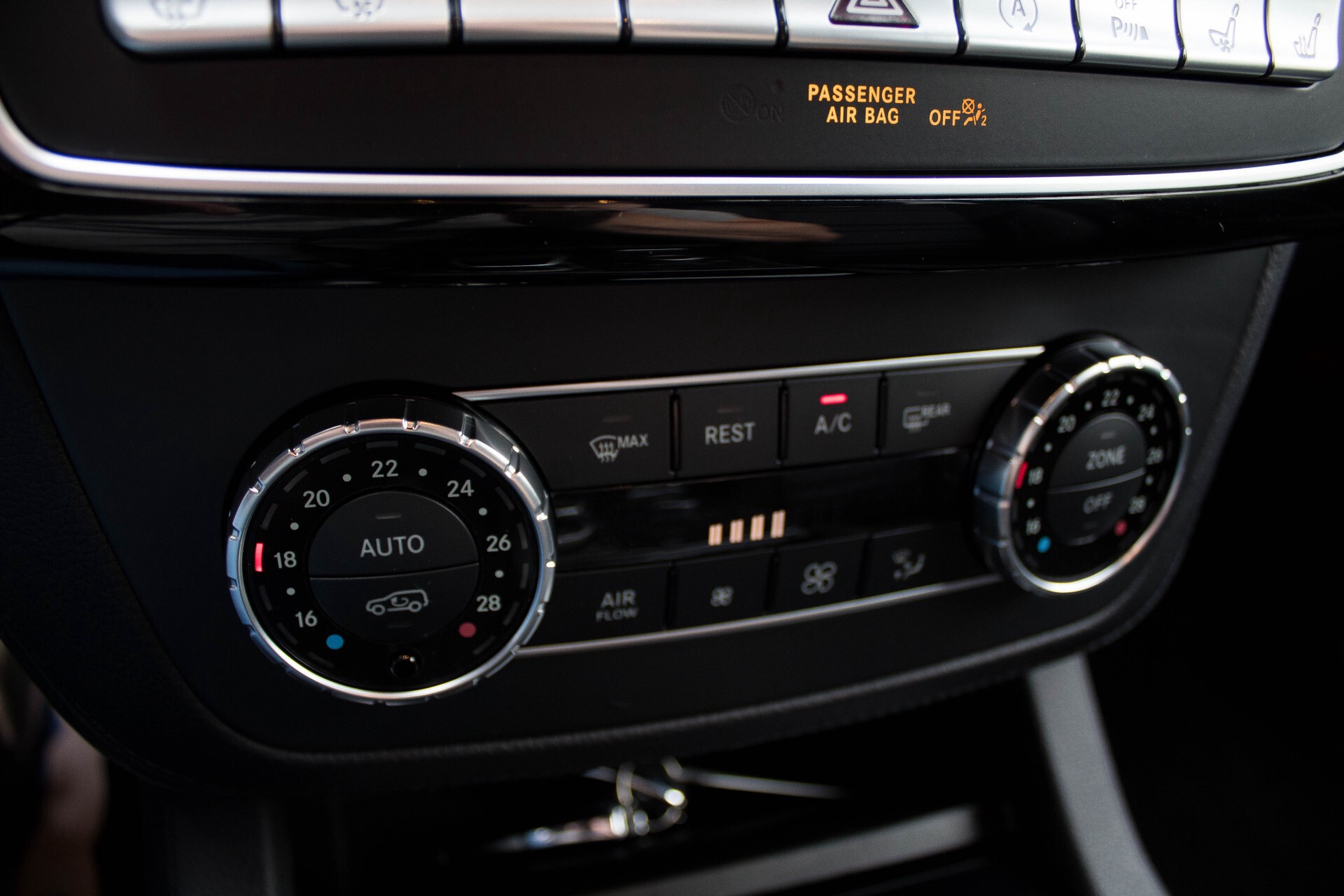 Mercedes-Benz GLS-Klasse 63 AMG 4-M Designo/Carbon/Driverspackage/Massage/Keyless/Distronic/DAB Aut7 Foto 19