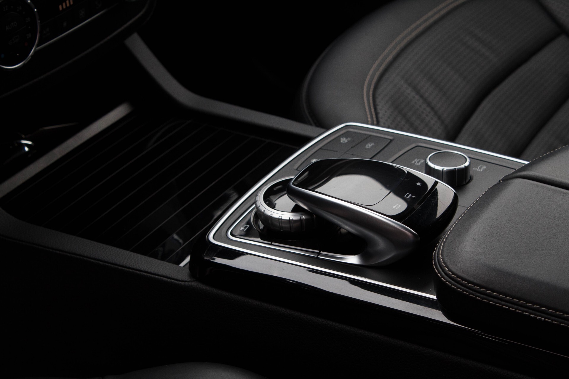 Mercedes-Benz GLS-Klasse 63 AMG 4-M Designo/Carbon/Driverspackage/Massage/Keyless/Distronic/DAB Aut7 Foto 22