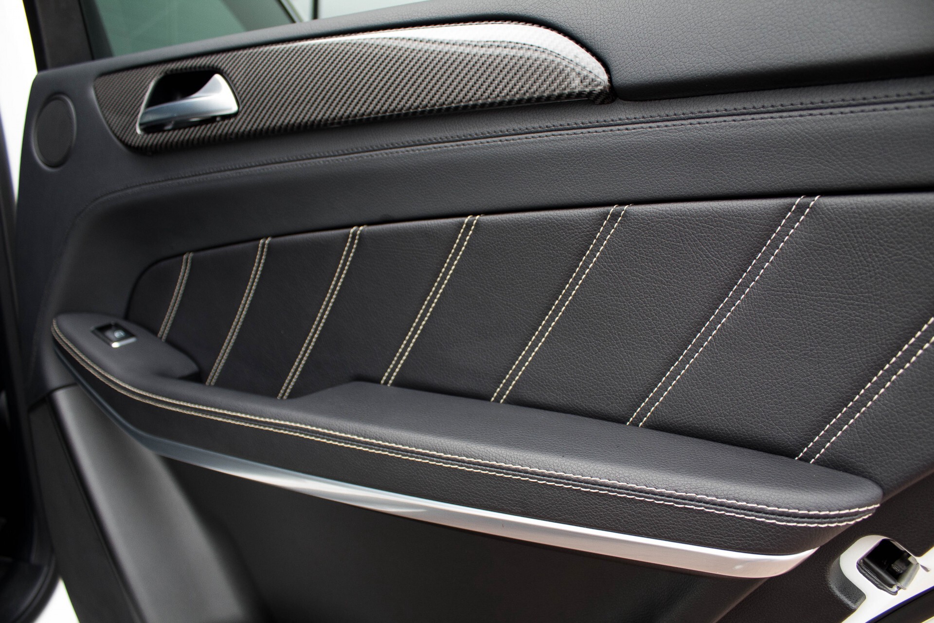 Mercedes-Benz GLS-Klasse 63 AMG 4-M Designo/Carbon/Driverspackage/Massage/Keyless/Distronic/DAB Aut7 Foto 40