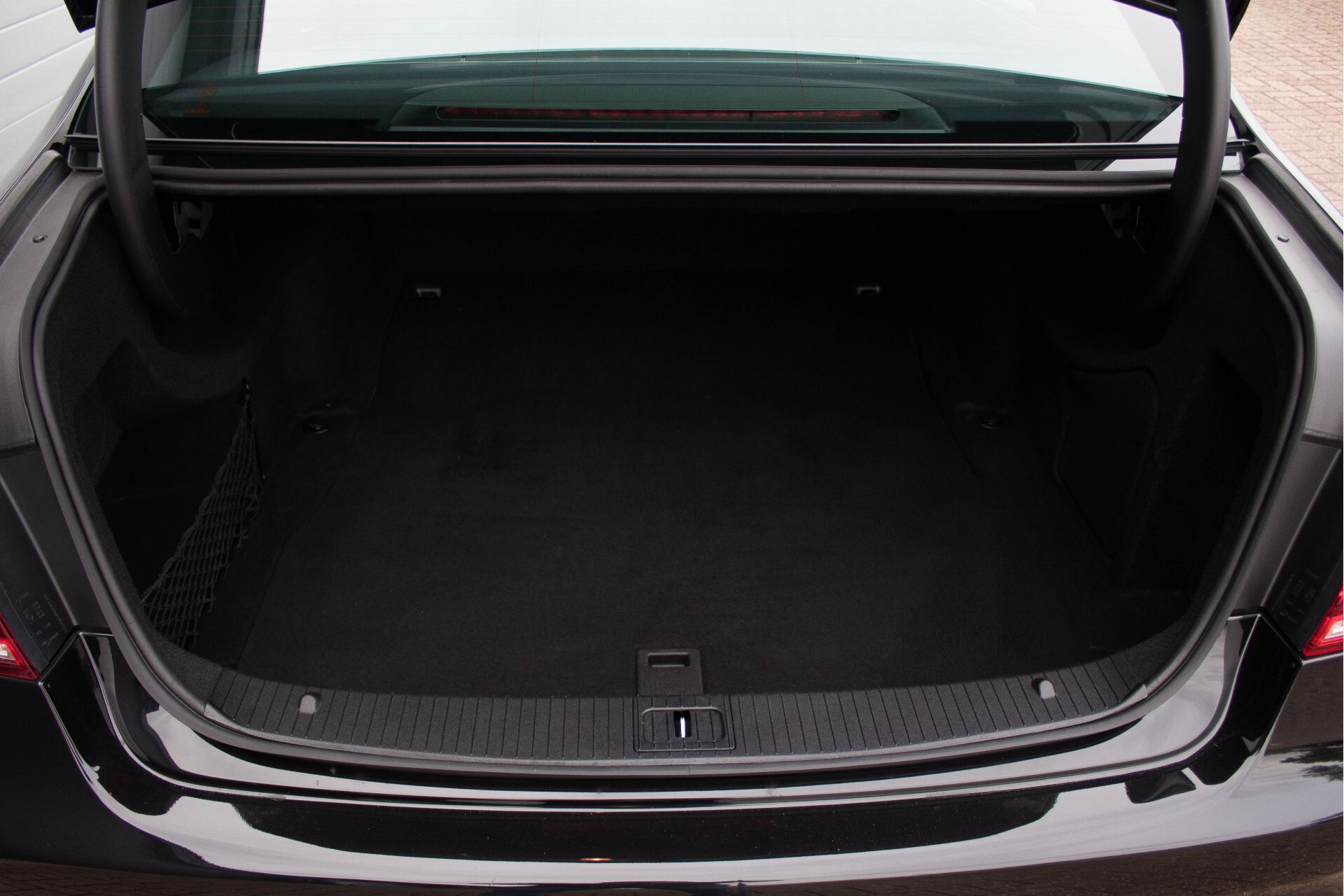 Mercedes-Benz E-Klasse 220 Bluetec AMG Edition Aut9 Foto 26