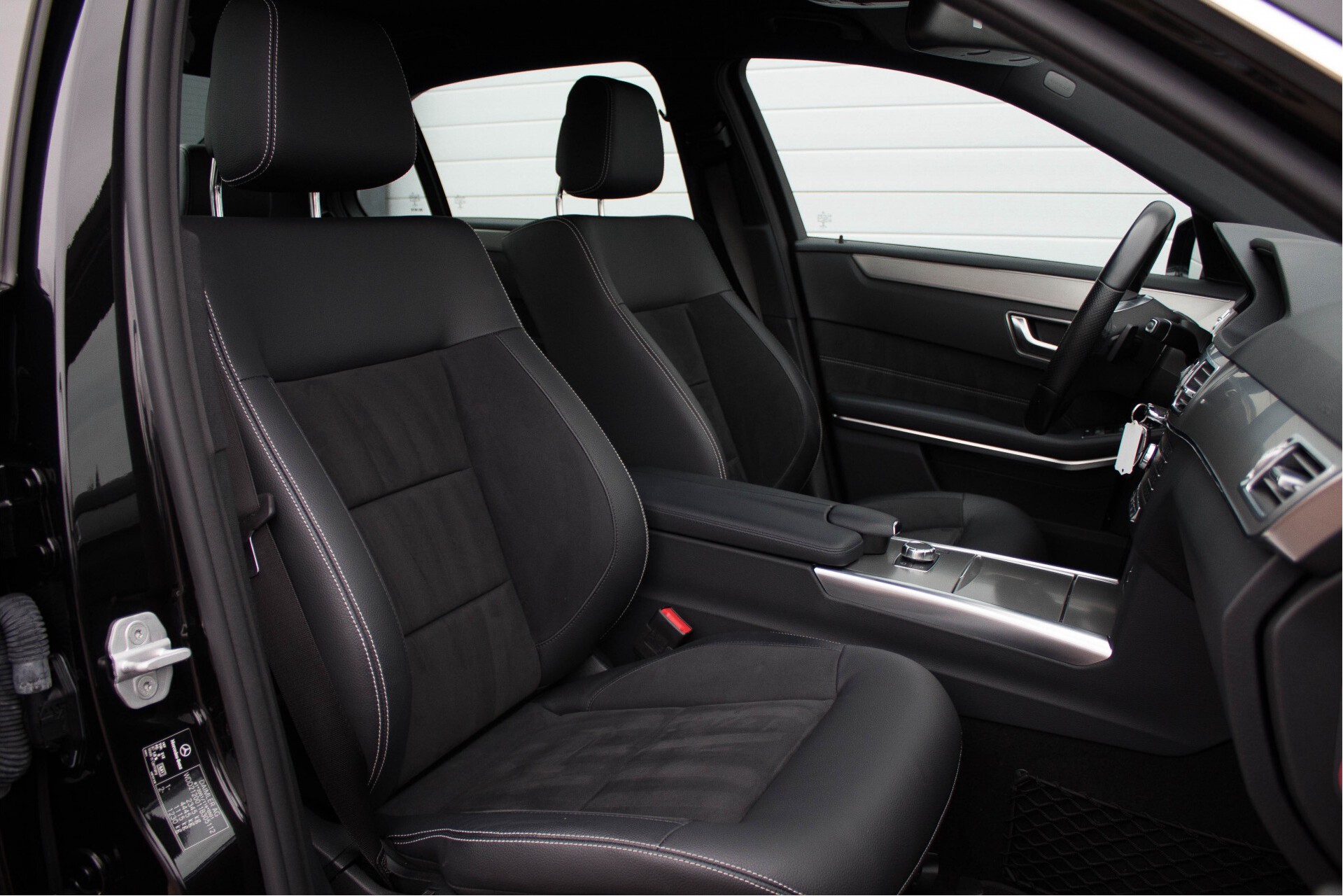 Mercedes-Benz E-Klasse 220 Bluetec AMG Edition Aut9 Foto 3