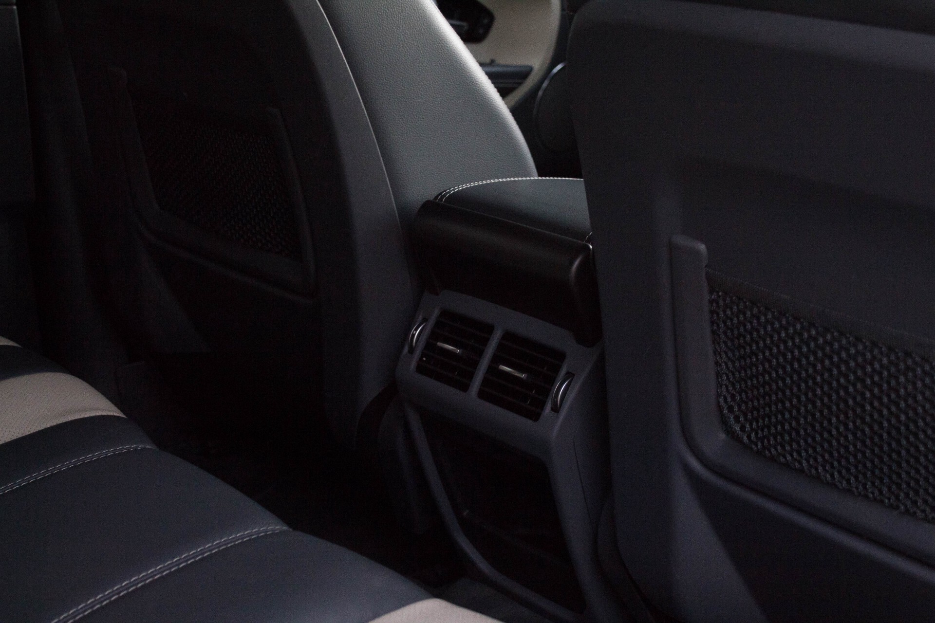 Land Rover Range Rover Evoque 2.2 TD4 4WD Dynamic Panorama/BlackLine/Meridian/Memory Aut6 Foto 26