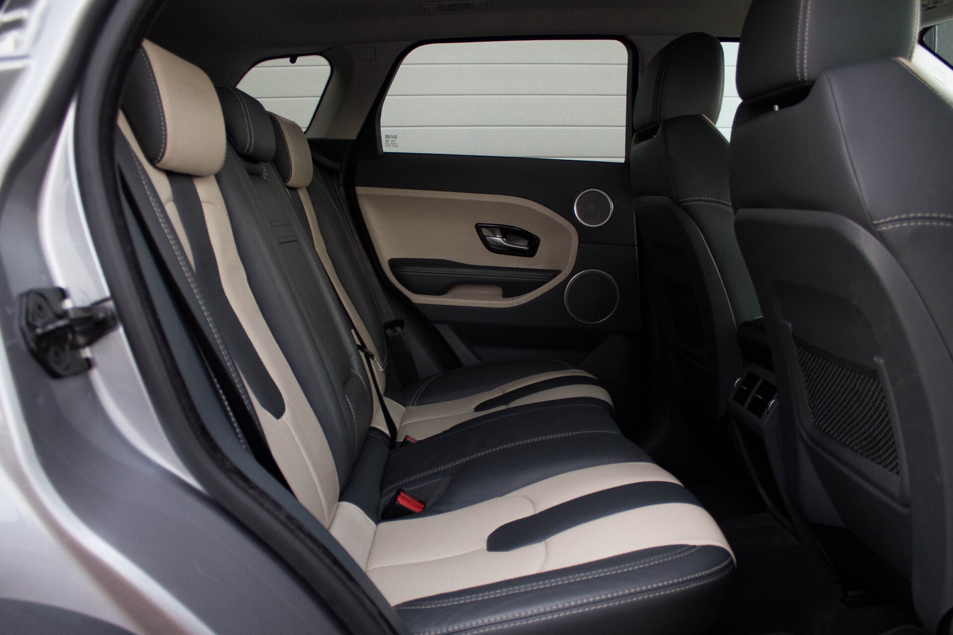 Land Rover Range Rover Evoque 2.2 TD4 4WD Dynamic Panorama/BlackLine/Meridian/Memory Aut6 Foto 4