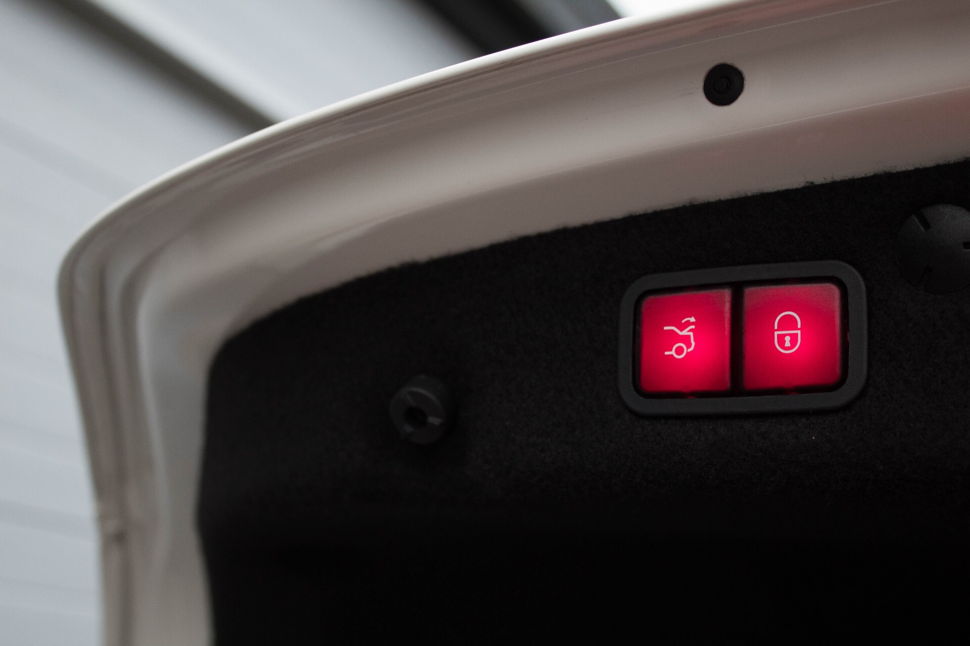 Mercedes-Benz C-Klasse 300 Hybrid AMG Luchtvering/Keyless/Distronic/DAB/TV/Panorama Aut7 Foto 25