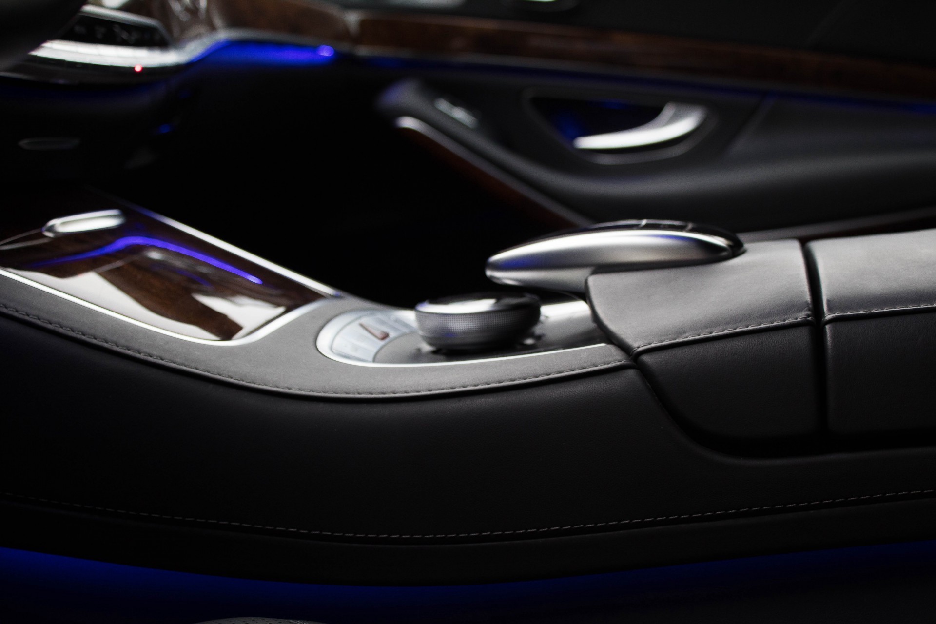 Mercedes-Benz S-Klasse 500 AMG MagicBodyControl/Exclusive/Burmester3D/4xmassage/360/Entertainment/Nightvision Aut7 Foto 20