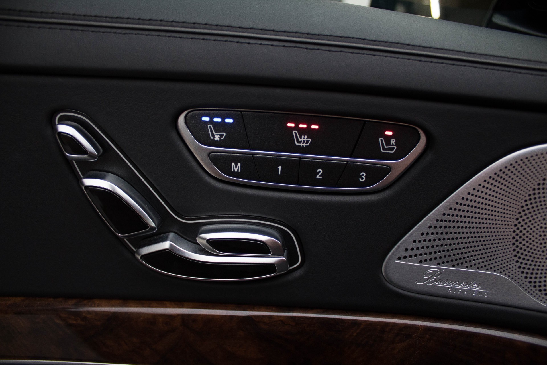 Mercedes-Benz S-Klasse 500 AMG MagicBodyControl/Exclusive/Burmester3D/4xmassage/360/Entertainment/Nightvision Aut7 Foto 24