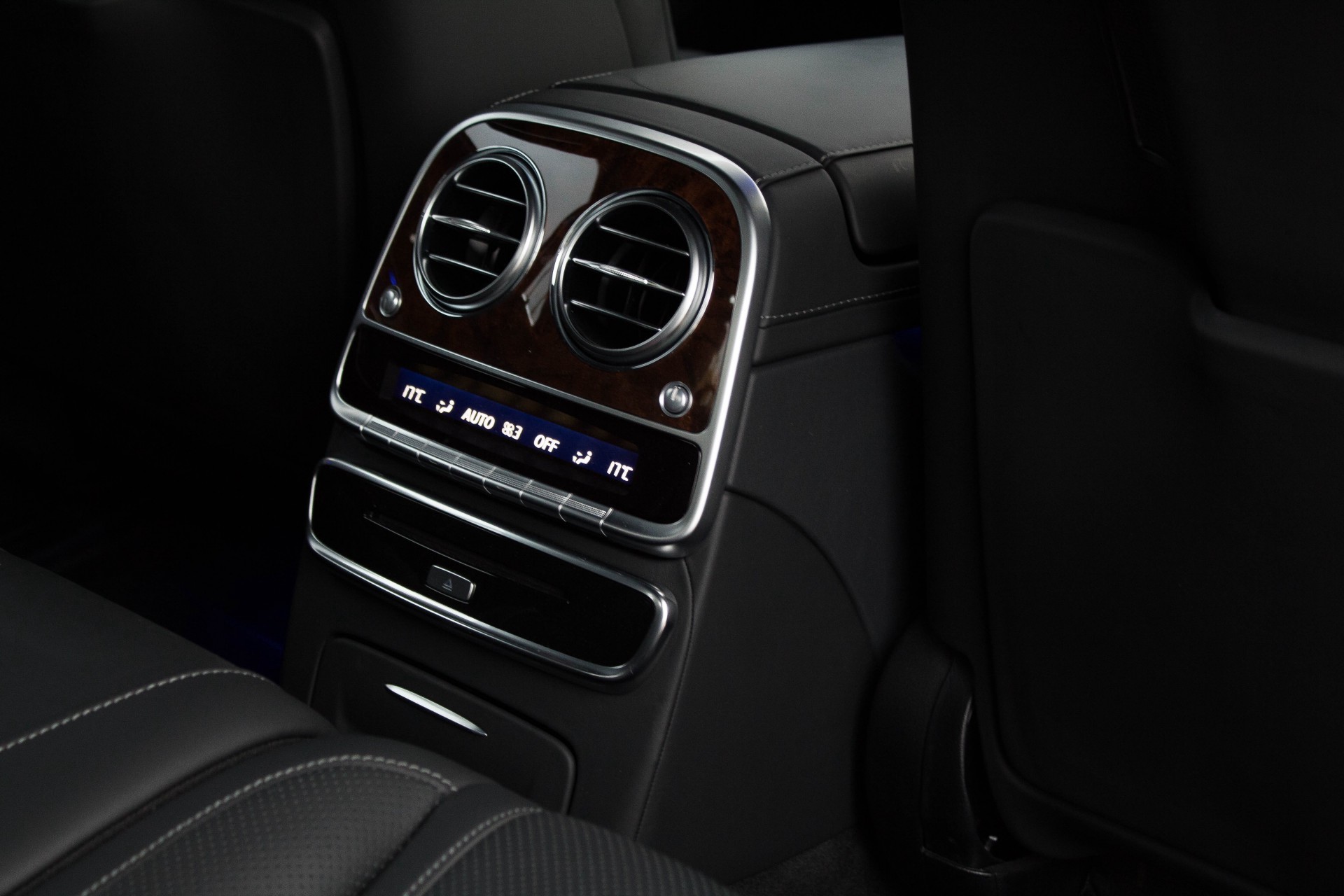 Mercedes-Benz S-Klasse 500 AMG MagicBodyControl/Exclusive/Burmester3D/4xmassage/360/Entertainment/Nightvision Aut7 Foto 34