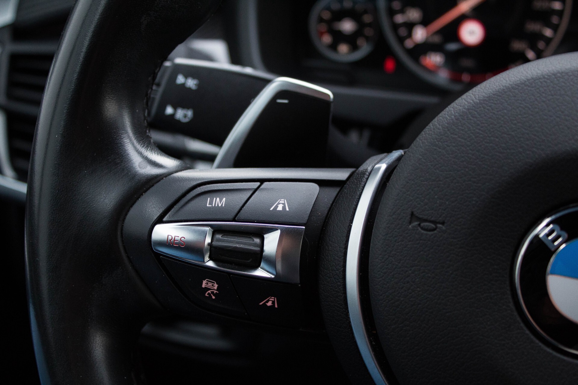 BMW X6 5.0d M Adaptive Drive/Comfortacces/Softclose/Adaptive Cruise/Standkachel/360camera/HUD/DAB Aut8 Foto 10