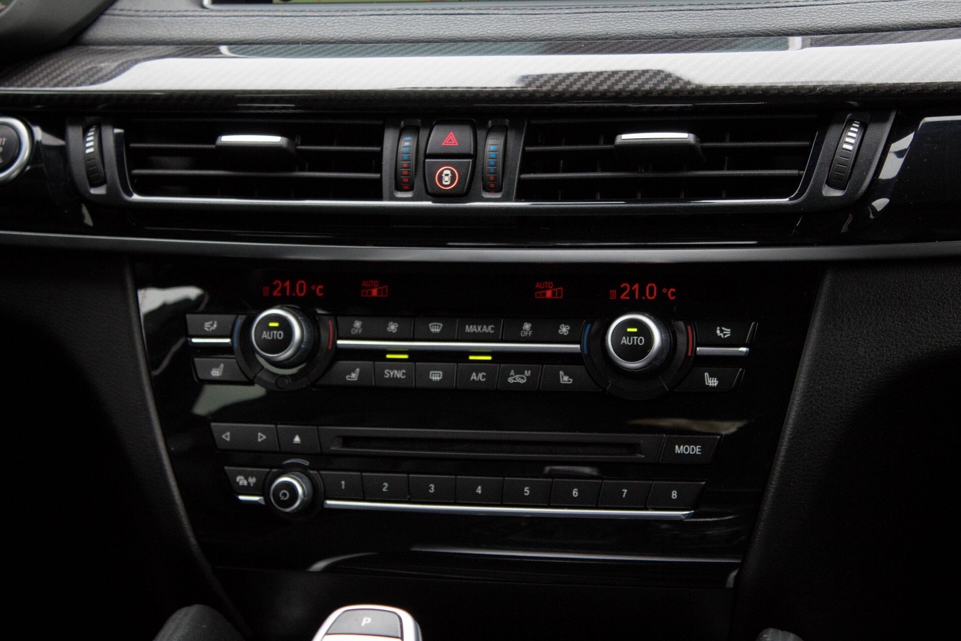 BMW X6 5.0d M Adaptive Drive/Comfortacces/Softclose/Adaptive Cruise/Standkachel/360camera/HUD/DAB Aut8 Foto 16