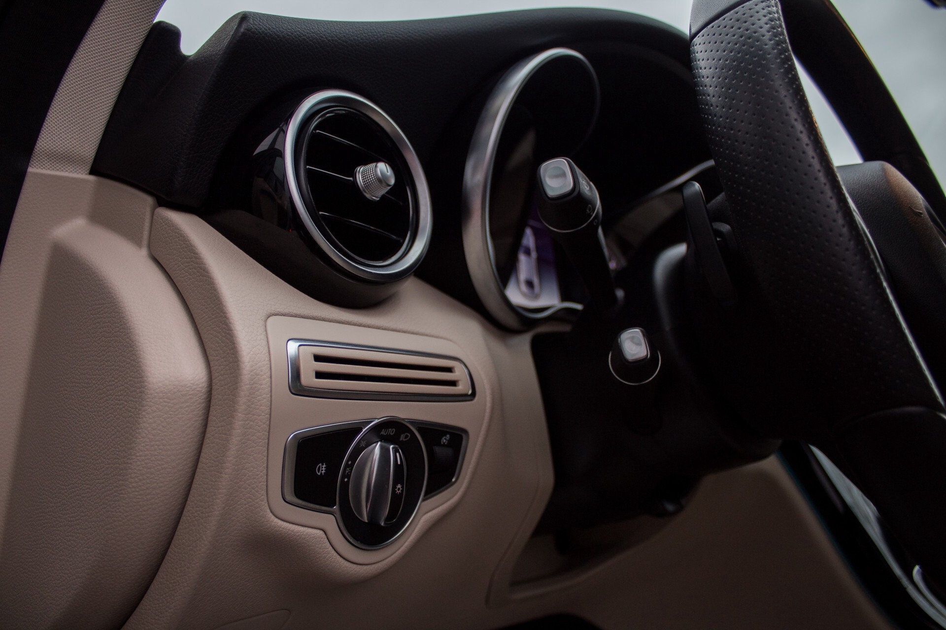 Mercedes-Benz C-Klasse 220 Bluetec Avantgarde Schuifdak/Leder/LED Intelligent Light Aut9 Foto 26