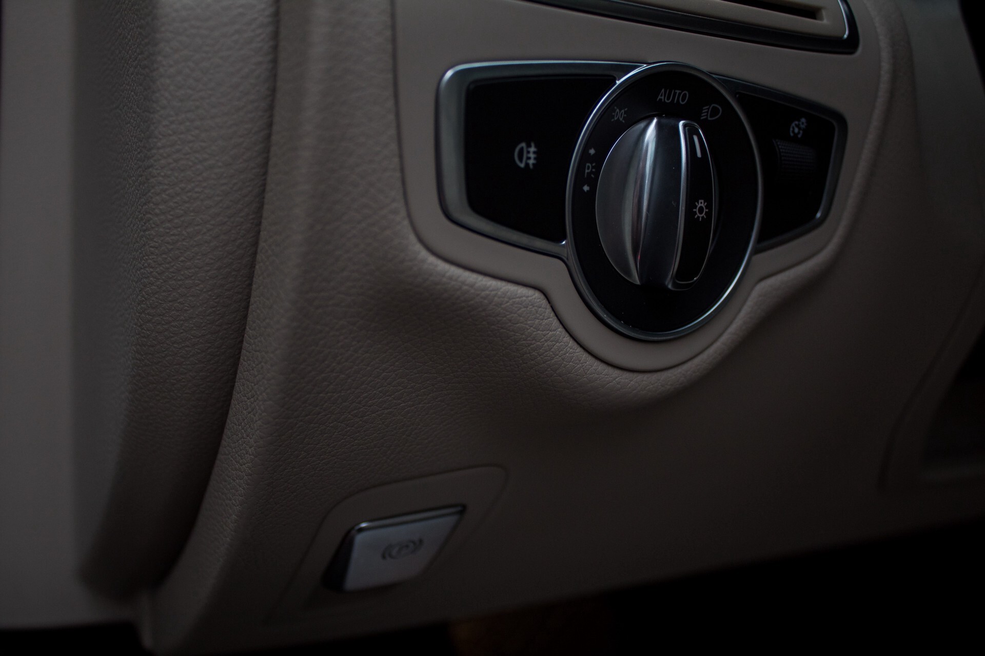 Mercedes-Benz C-Klasse 220 Bluetec Avantgarde Schuifdak/Leder/LED Intelligent Light Aut9 Foto 27