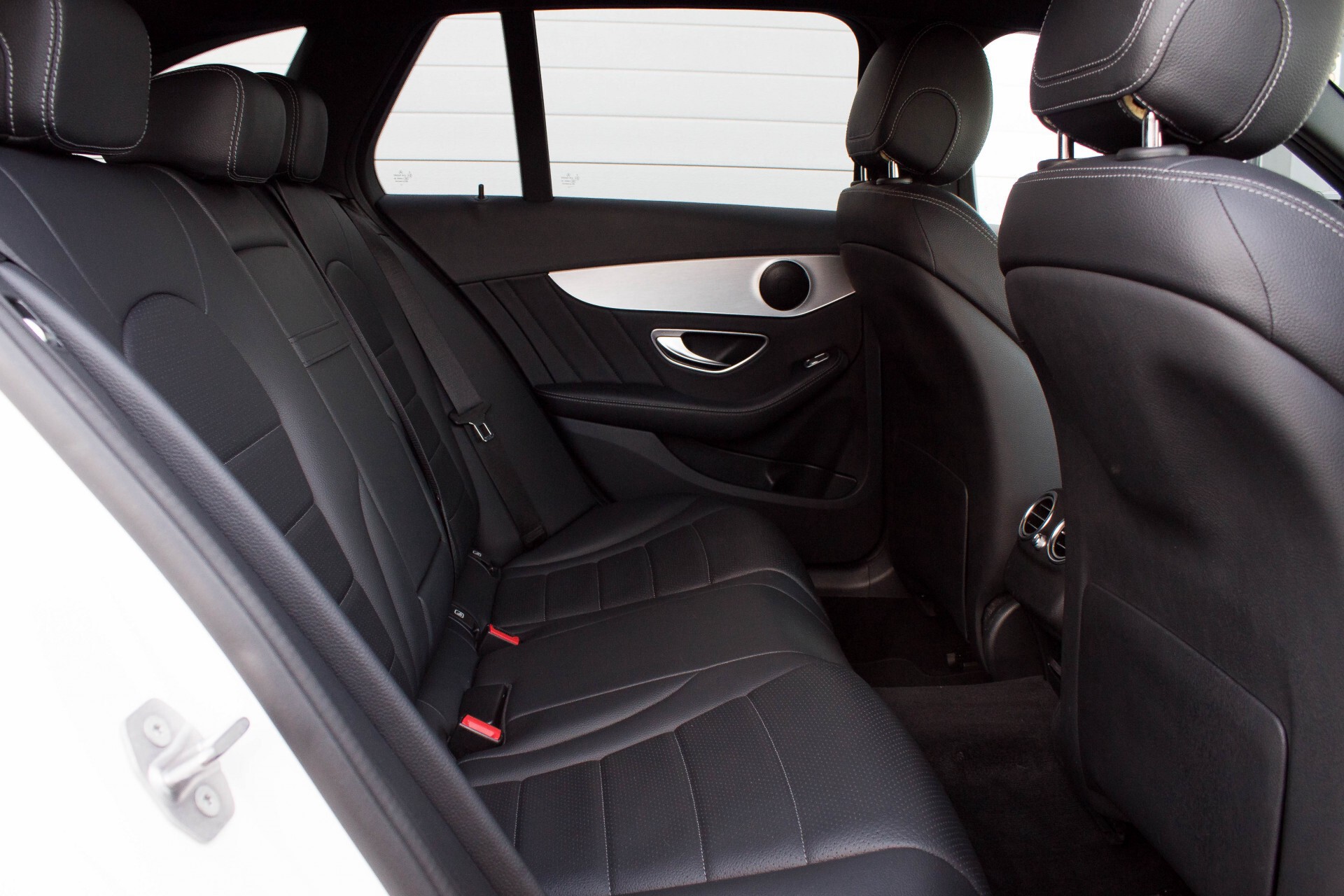 Mercedes-Benz C-Klasse Estate 220 Bluetec AMG Night Camera/Wegkl-Trhk/ILS/Navi Aut7 Foto 4