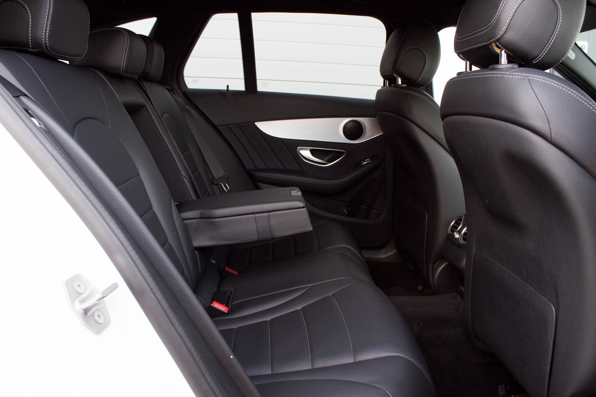 Mercedes-Benz C-Klasse Estate 220 Bluetec AMG Night Camera/Wegkl-Trhk/ILS/Navi Aut7 Foto 5