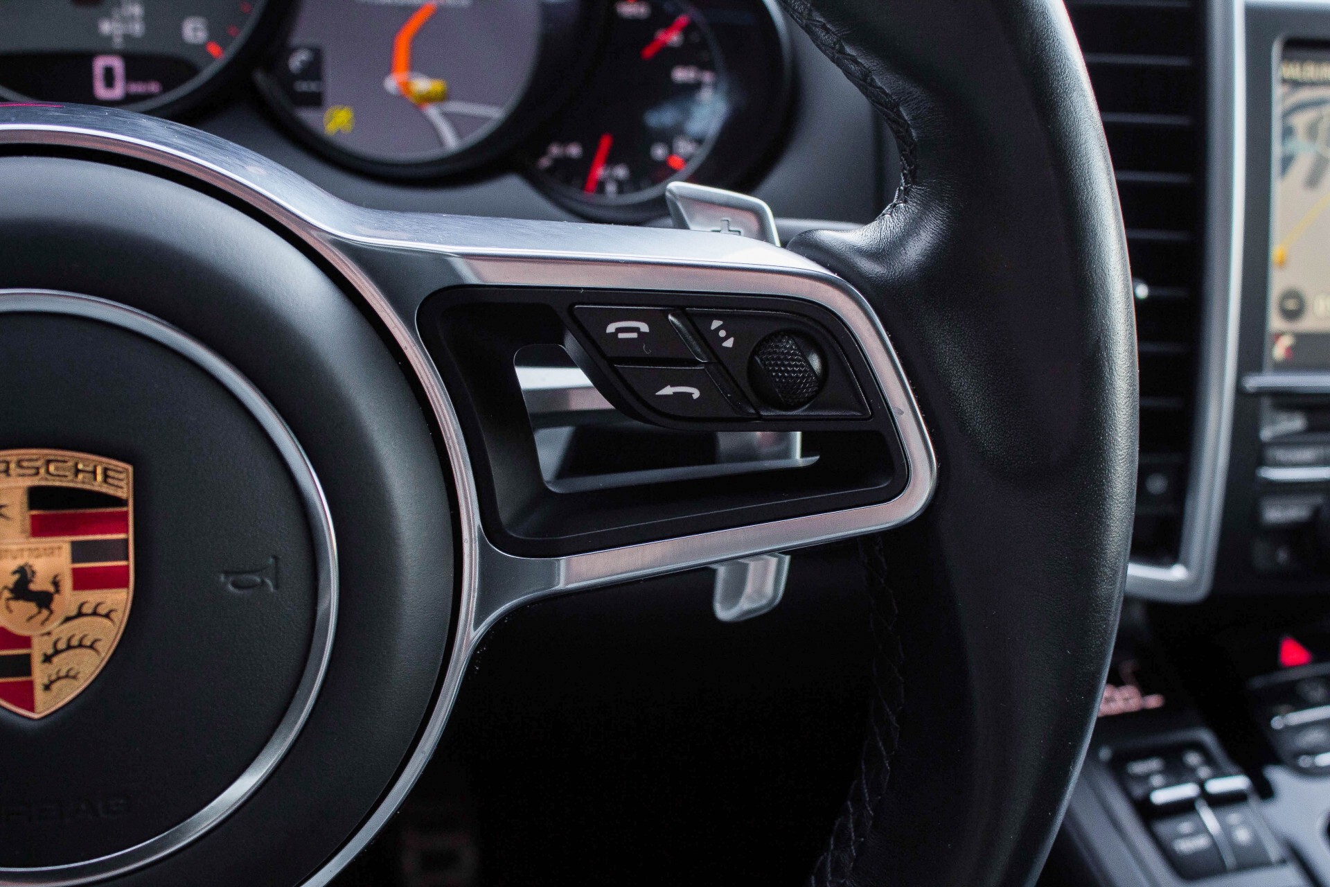 Porsche Cayenne 4.2 D S Sportdesign Adaptive 18-weg stoelen/Bose/Panorama/Blackpack Aut8 Foto 12