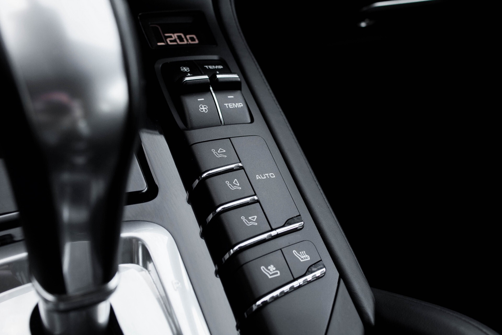 Porsche Cayenne 4.2 D S Sportdesign Adaptive 18-weg stoelen/Bose/Panorama/Blackpack Aut8 Foto 21